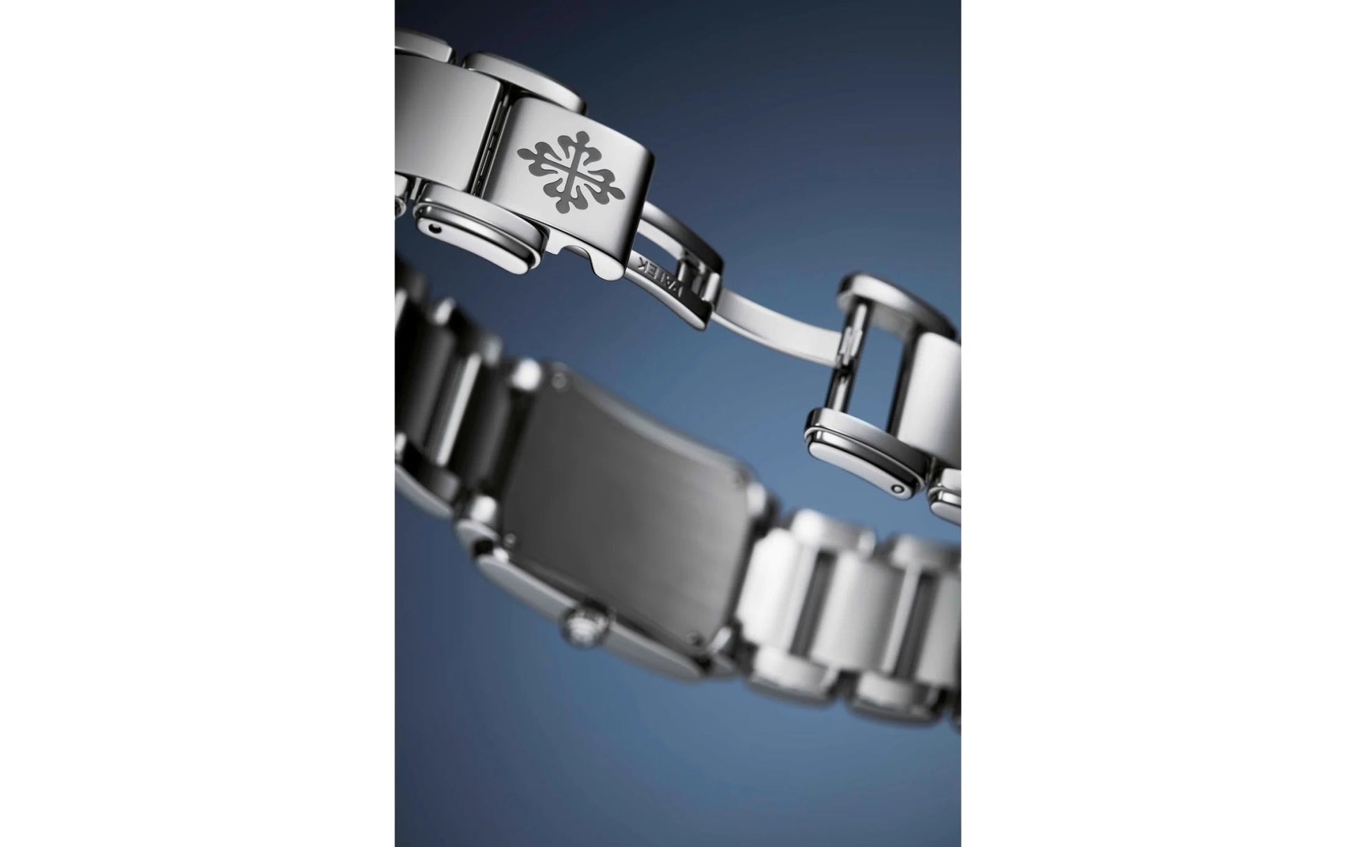 Twenty~4 Quartz Ladies Watch, Stainless Steel with 36 Diamond (~0.42 Ct), 25.1 X 30 Mm, Ref# 4910/1200A-001