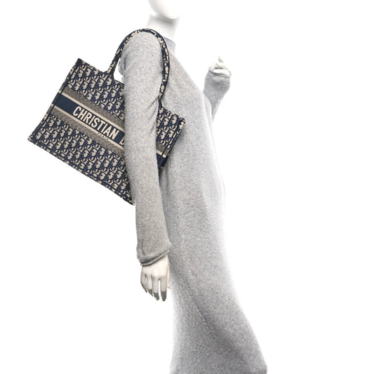 Oblique Medium Book Tote Blue Multicolor