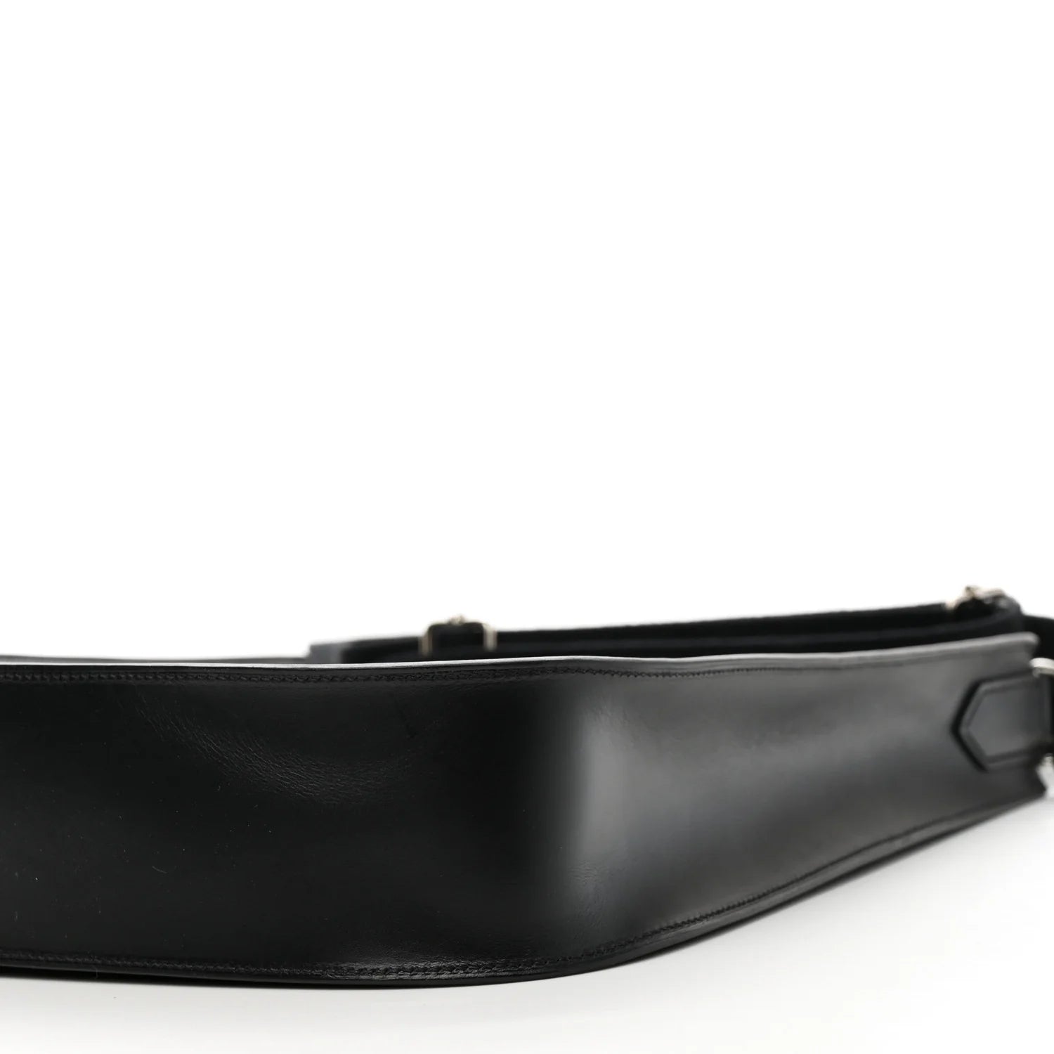 Vache Hunter Evelyne Sellier 29 PM Black