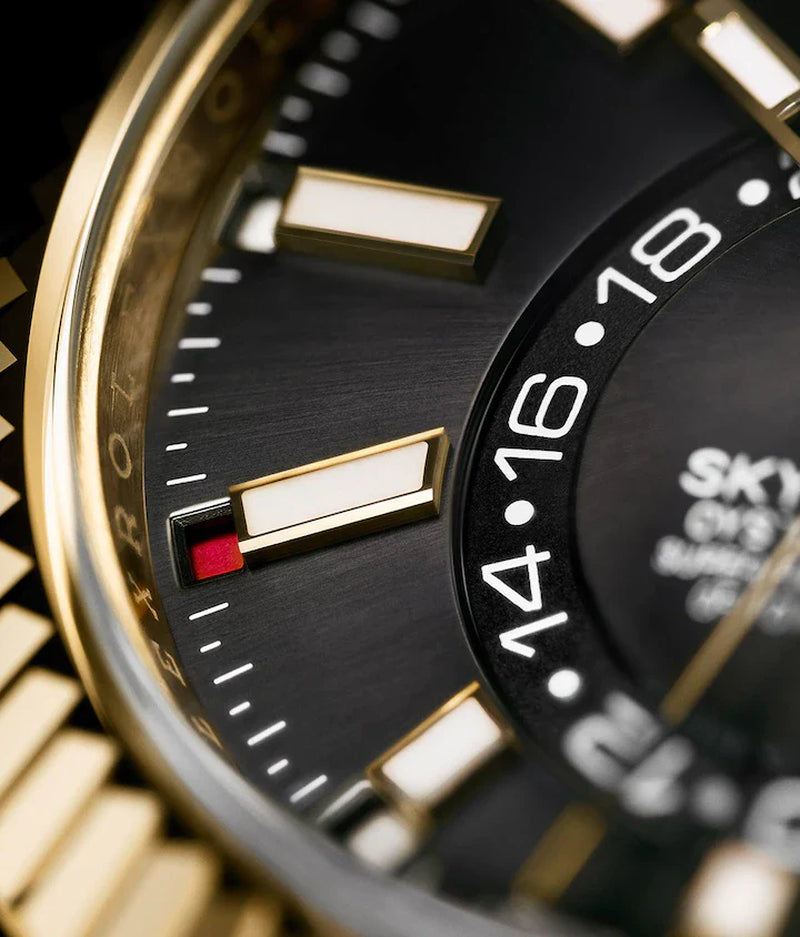 Sky-Dweller 42Mm, 18K Yellow Gold, Oysterflex, Ref# 326238-0009