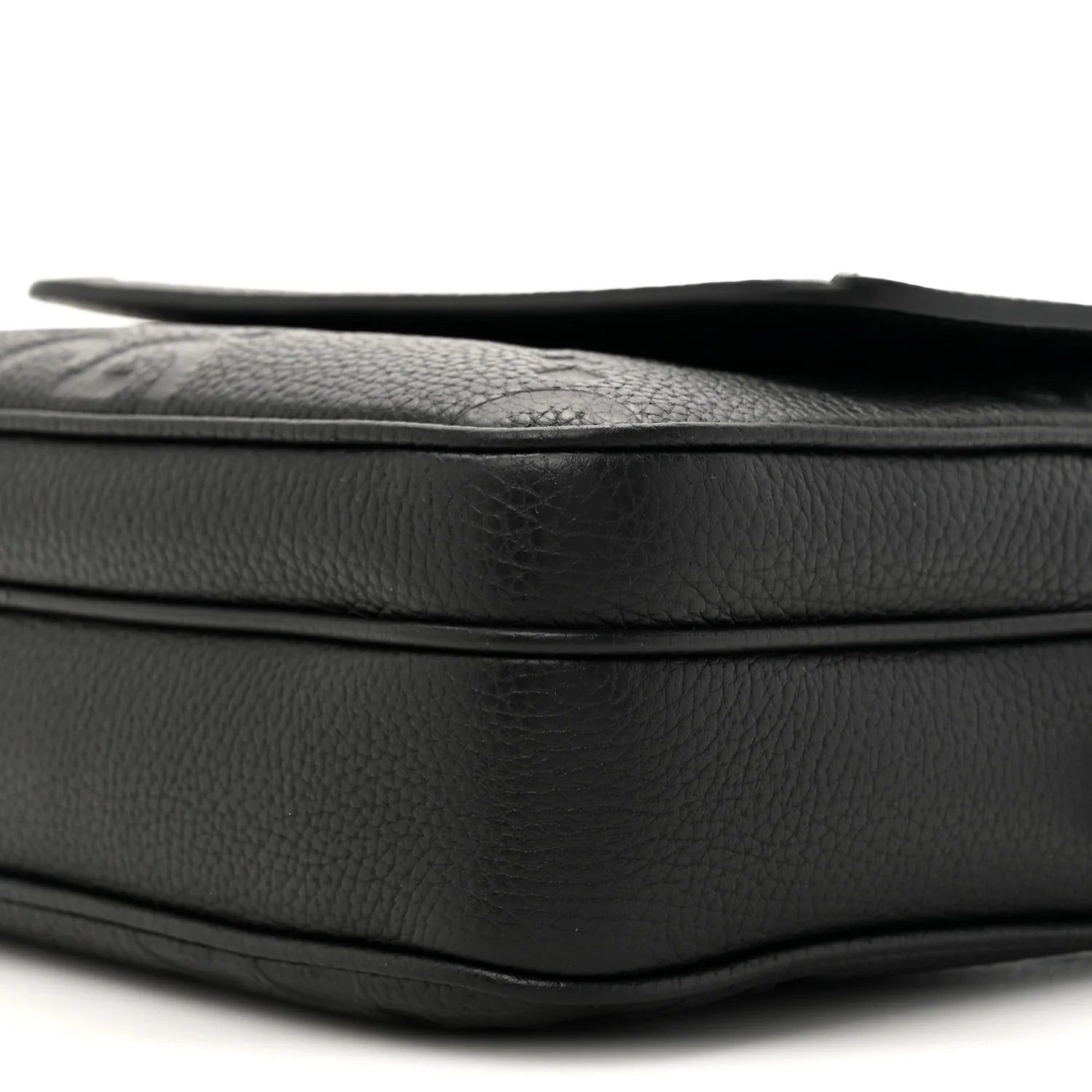 Piuma Calfskin Jumbo GG Embossed Small Messenger Bag Black