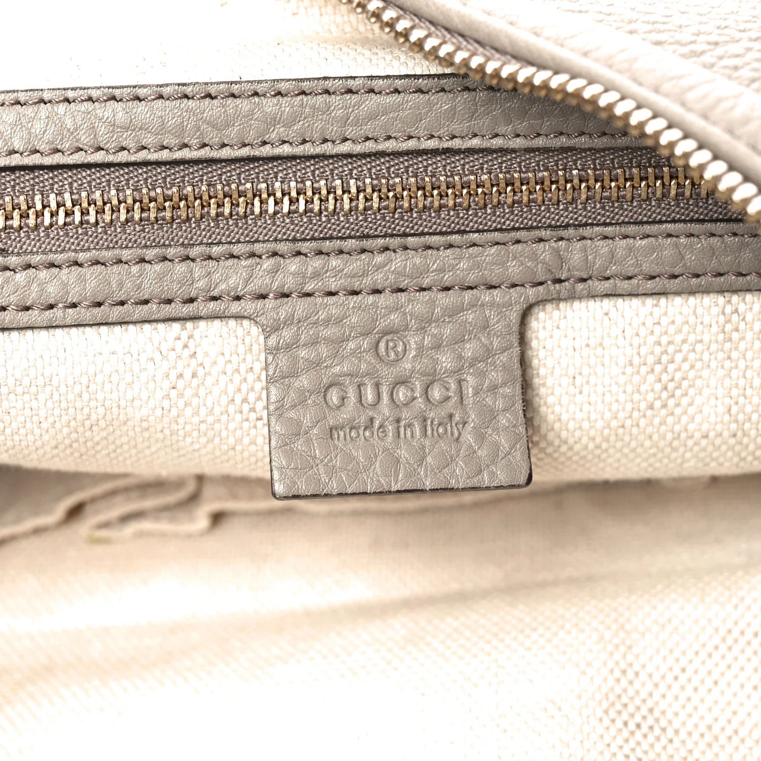 Pebbled Calfskin Large Soho Hobo New Fango