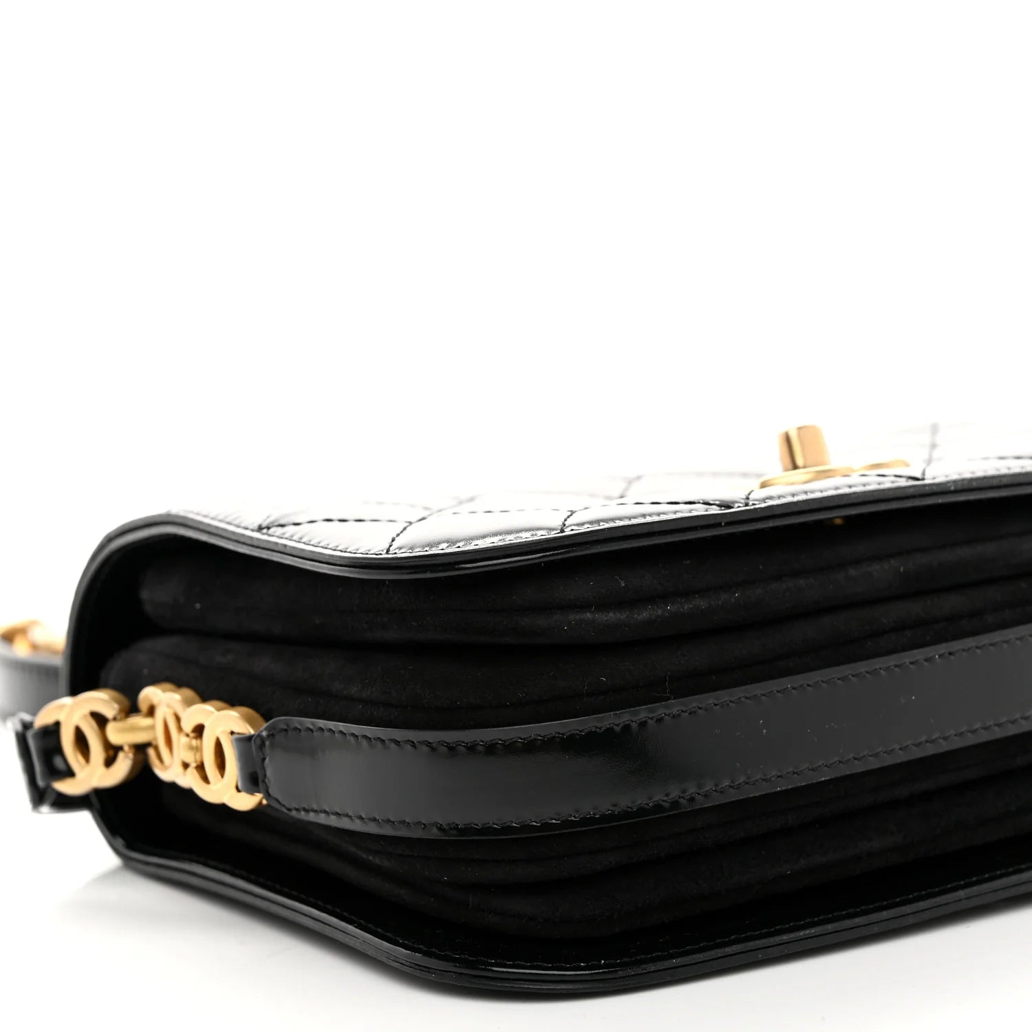 Shiny Calfskin Quilted Suede Goatskin Messenger Black