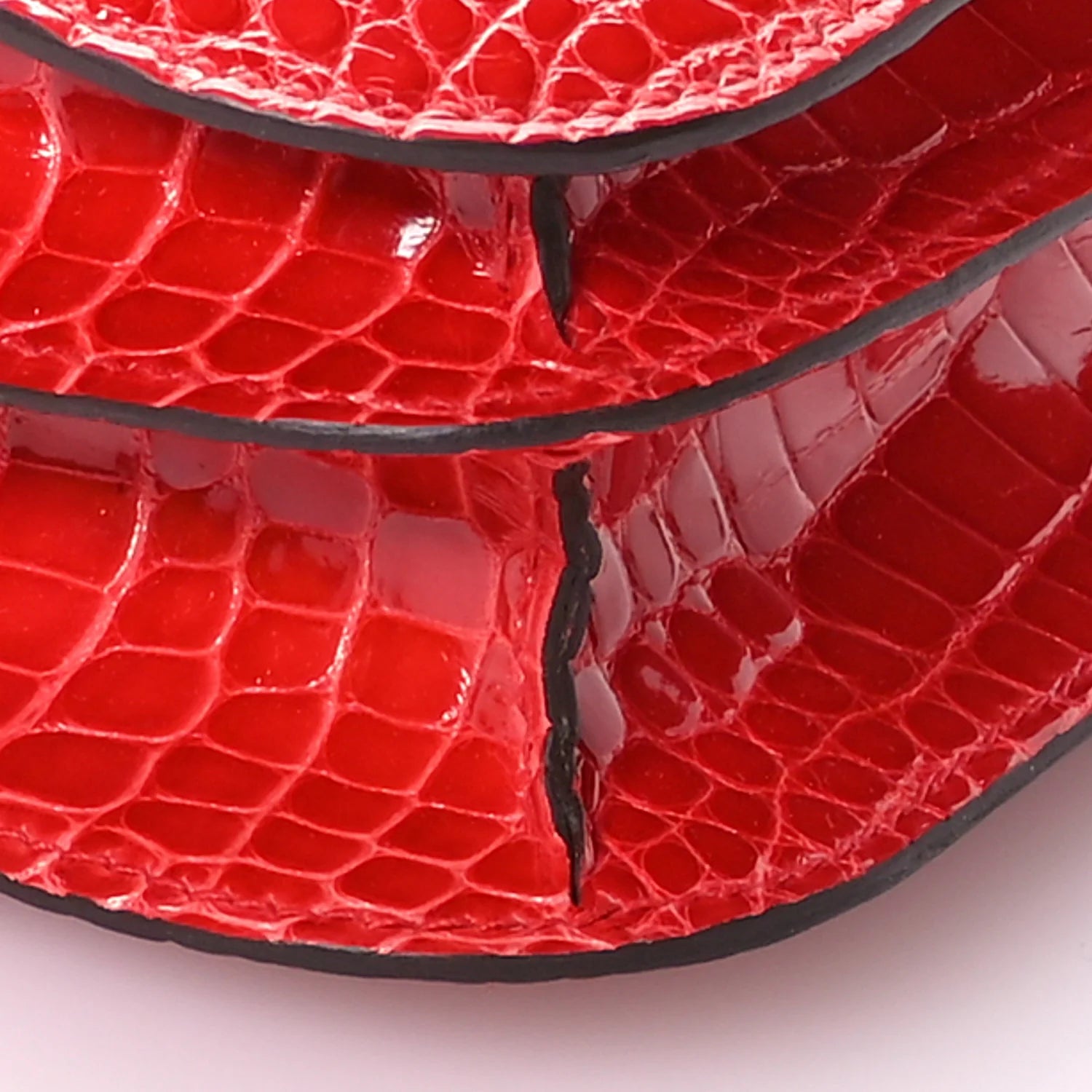 Shiny Alligator Constance 18 Rouge De Coeur