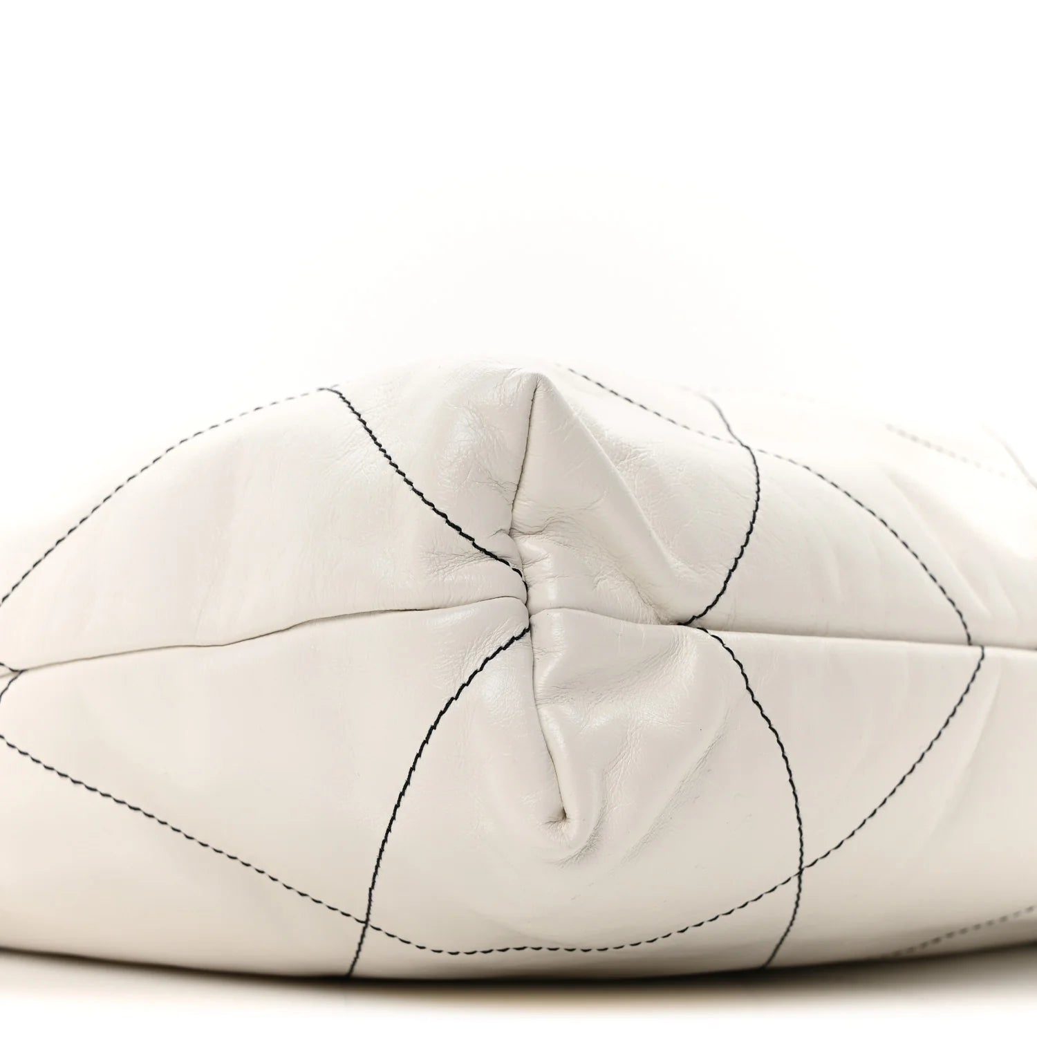 Shiny Calfskin Quilted  22 White Black