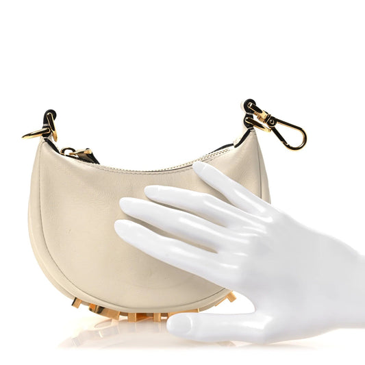 Vitello Grace Matte Nano graphy Hobo Charm White Ice