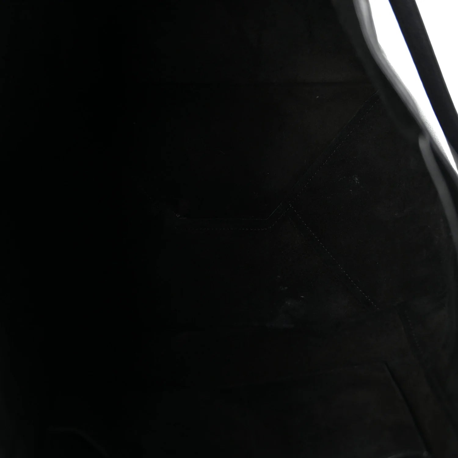 Soft Grained Calfskin Medium Belt Cabas Phantom Black