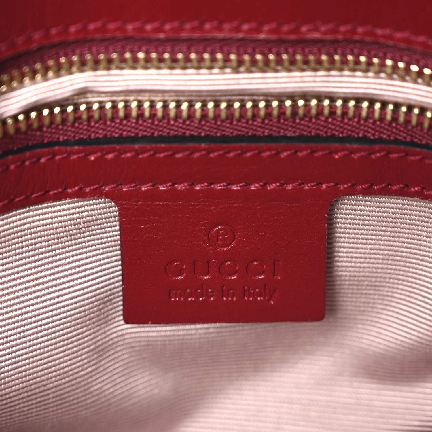 Vitello Palmellato Lux Bi-Color Small Arli Flap Shoulder Bag New Cherry Red Black