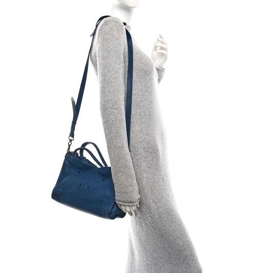 Veau Soyeux Perforated Blackout Hardware S City Bleu Marine