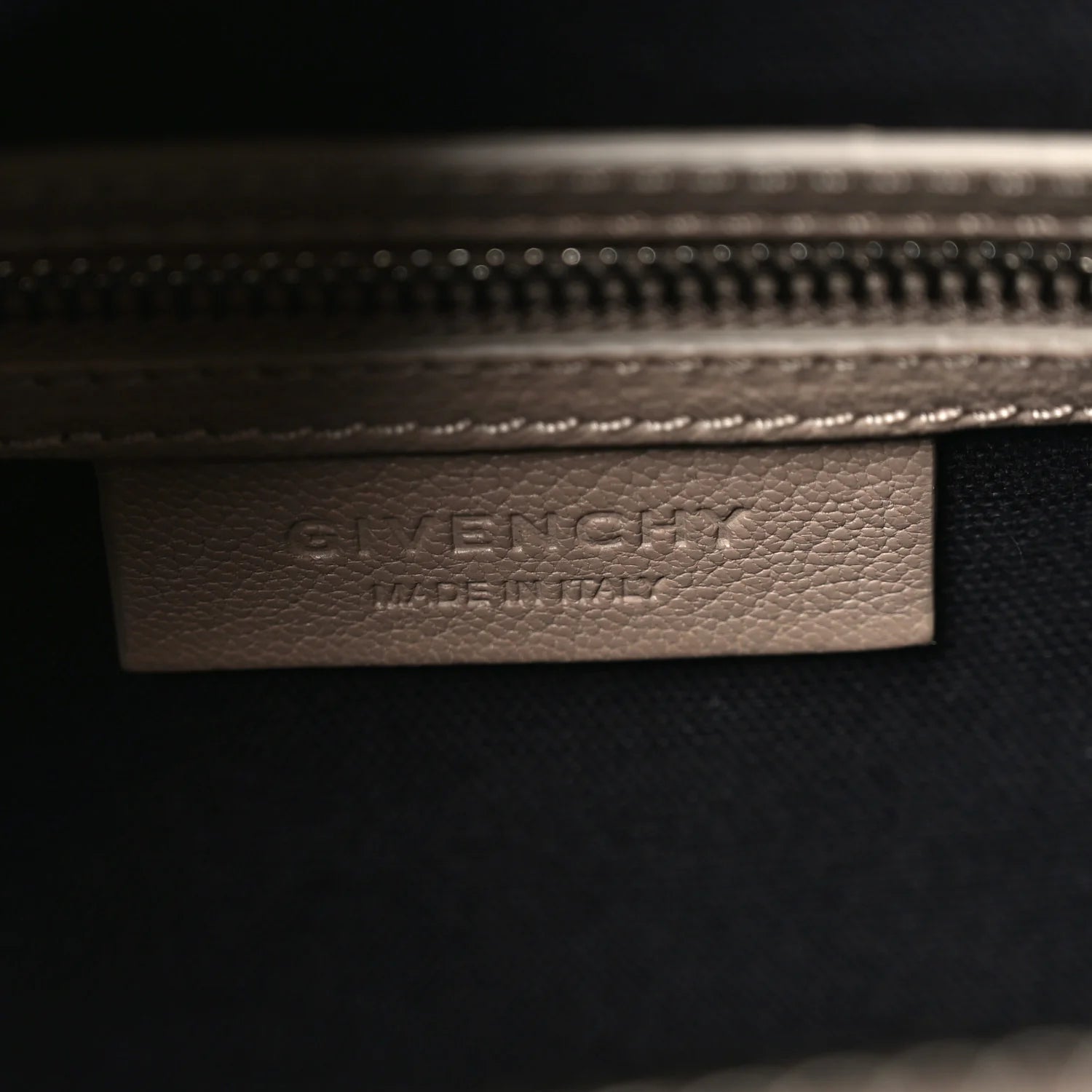 Sugar Goatskin Small Antigona Mastic