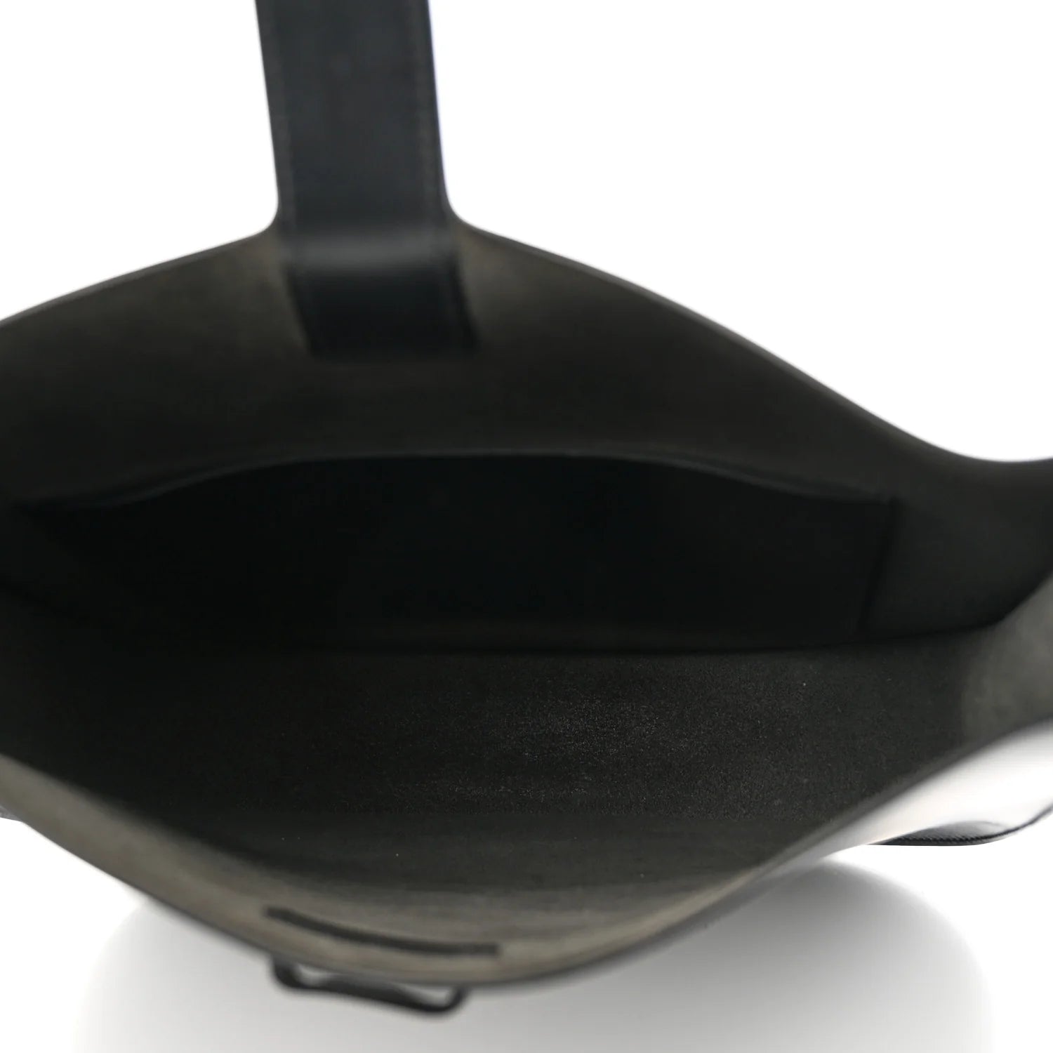 Vache Hunter Evelyne Sellier 29 PM Black