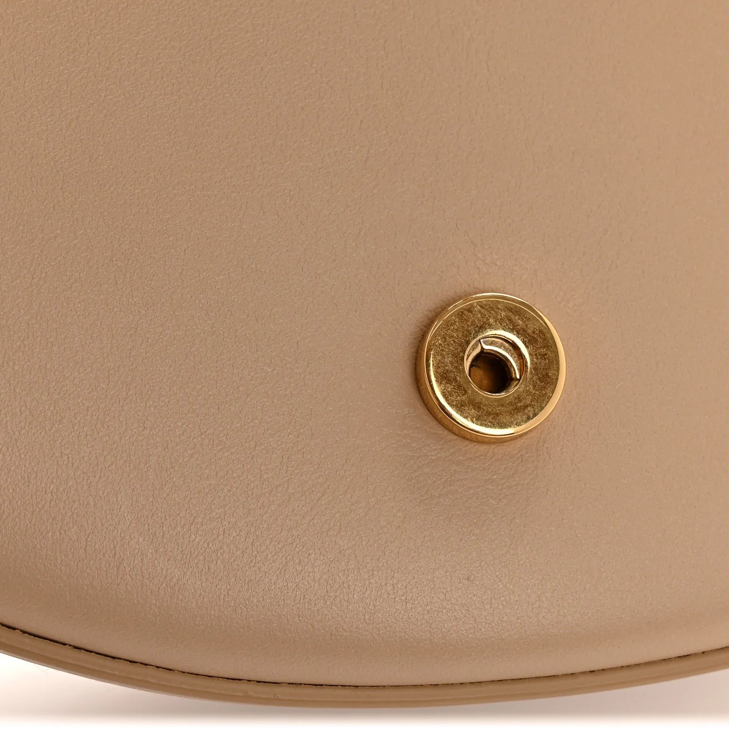 Smooth Calfskin Triomphe Besace Bag Nude