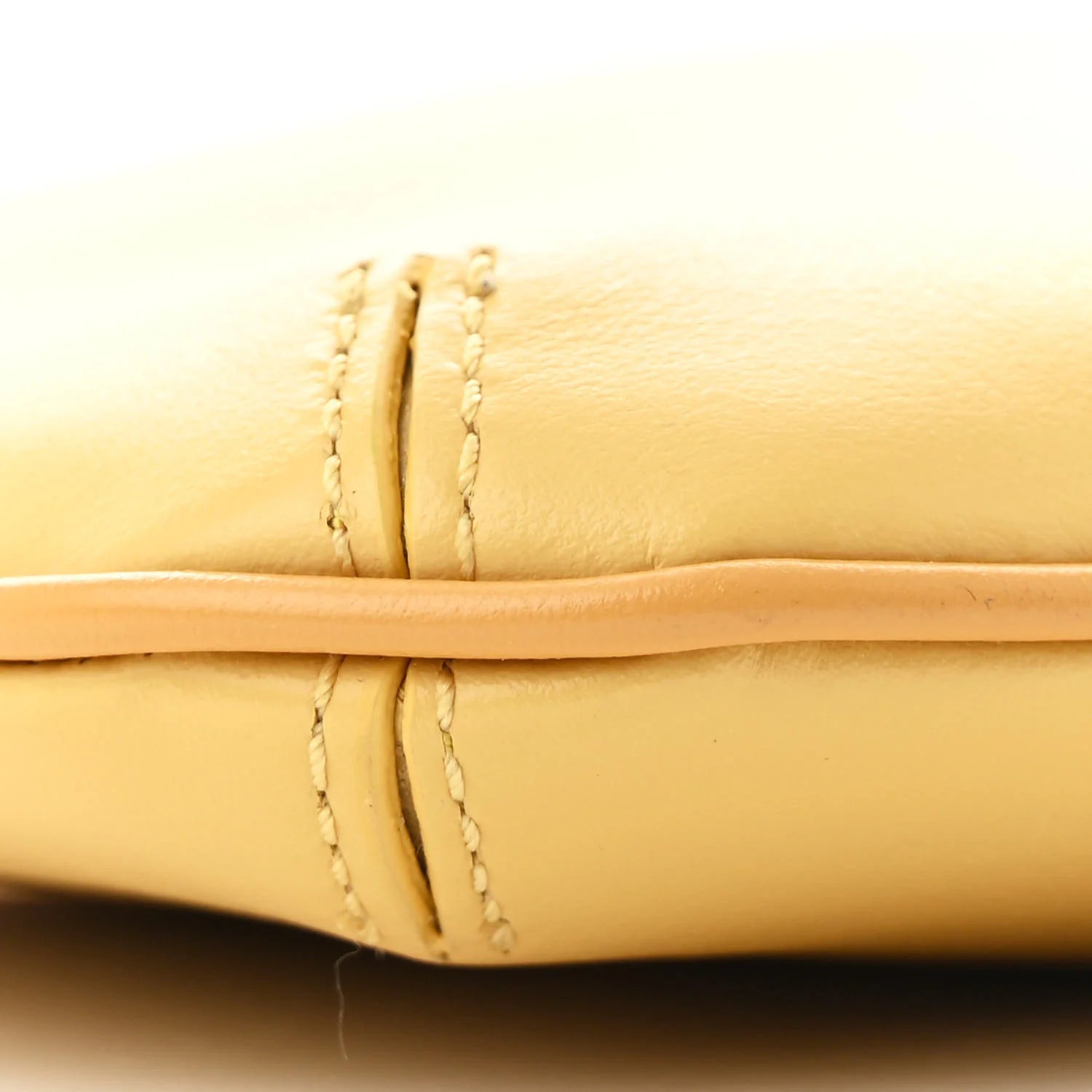 Smooth Calfskin Le Bisou Perle Dusty Yellow