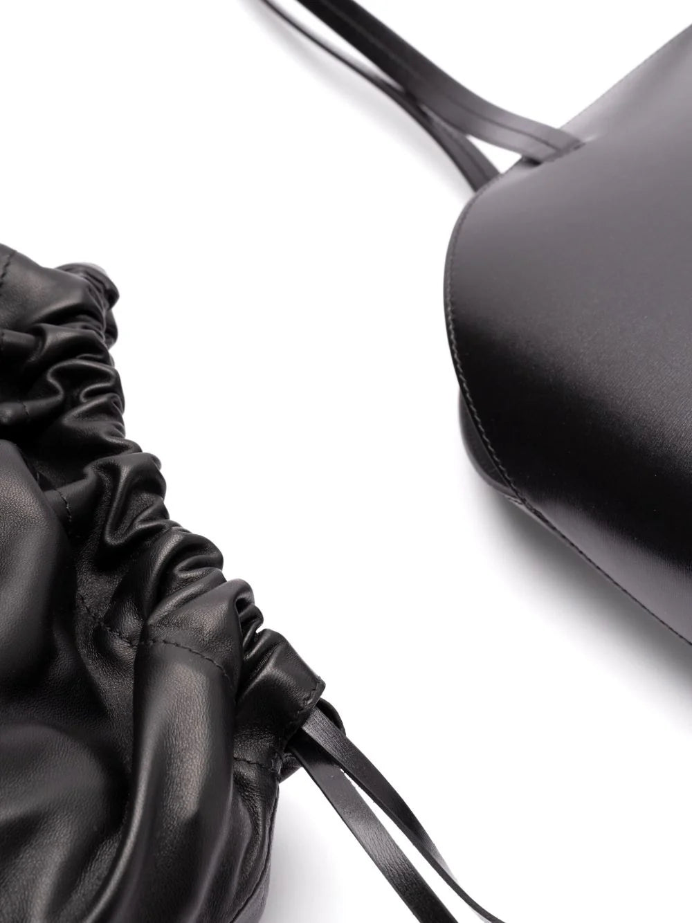 CURVE MEDIUM LEATHER SHOULDER BAG