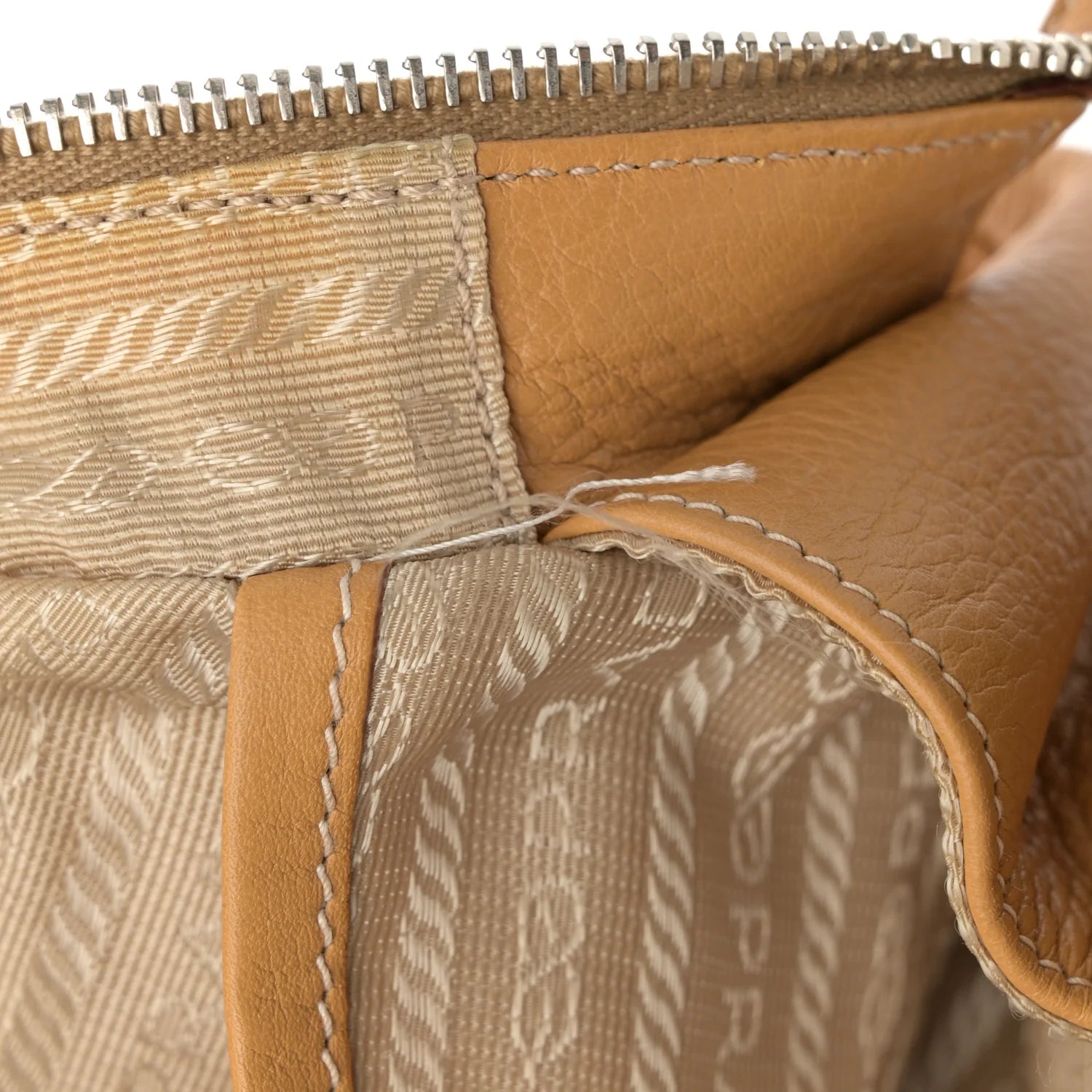 Vitello Daino Bowler Bag Sughero