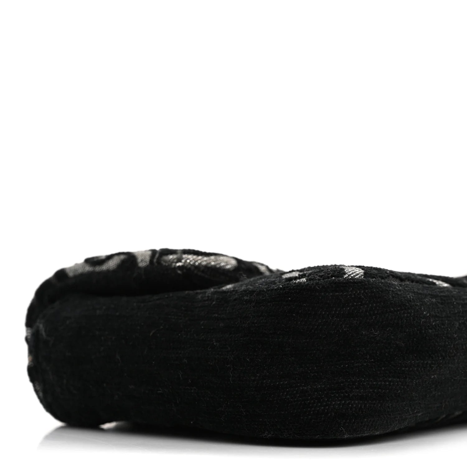 Tweed CC Cruise Small Chain Flap Black Silver