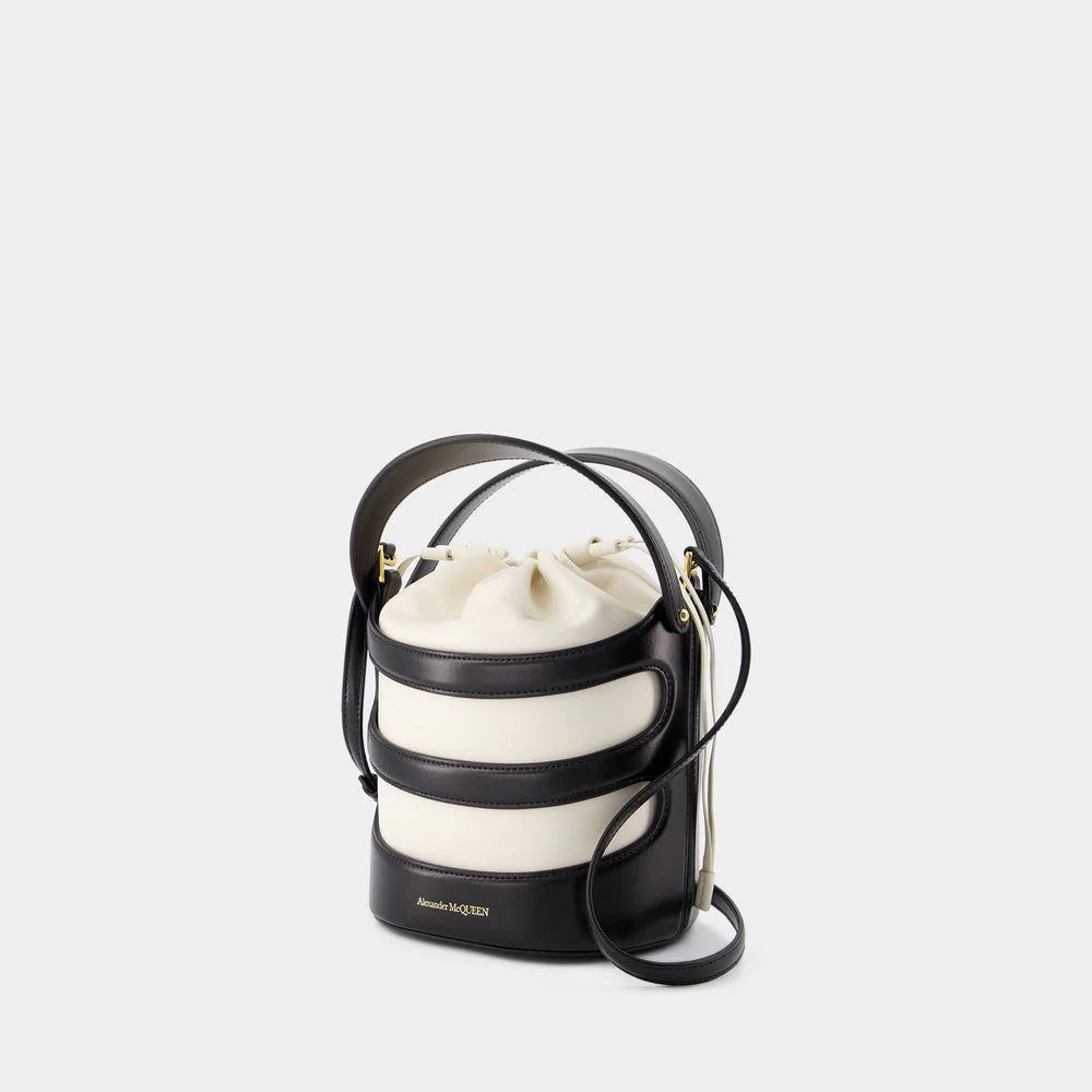 TWO-TONE LEATHER the RISE BUCKET BAG