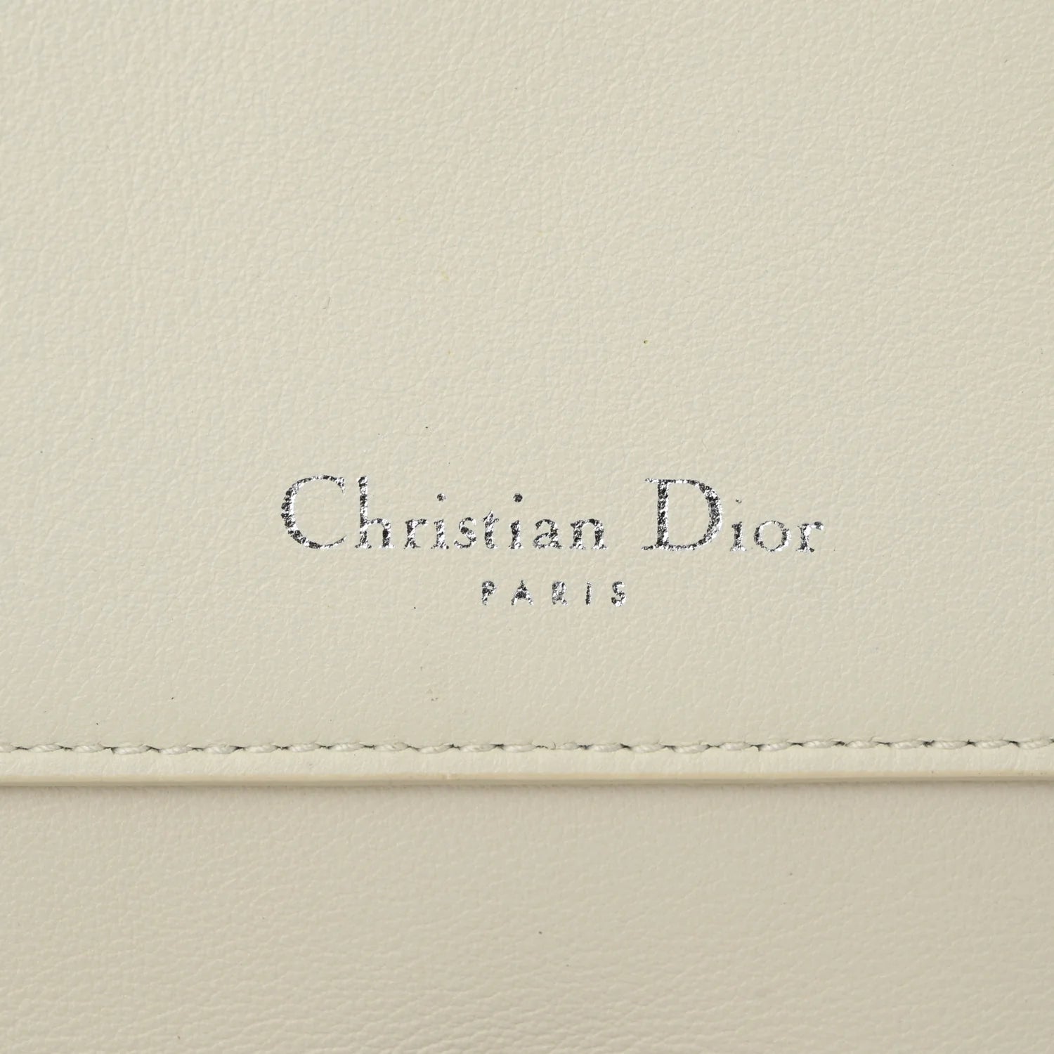 Smooth Calfskin Bi-Color Medium Be Dior Flap White Black