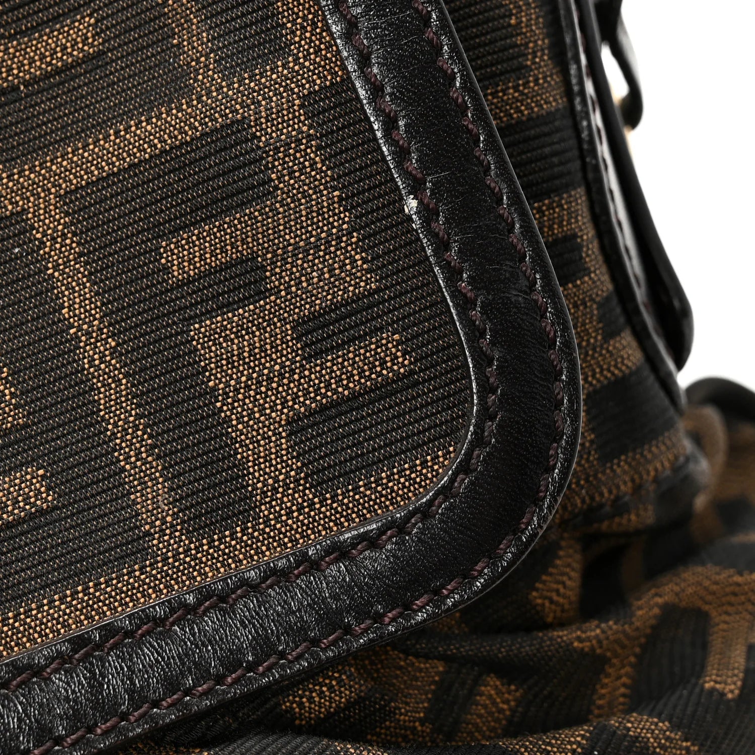 Zucca Medium Chef Shoulder Bag Tobacco