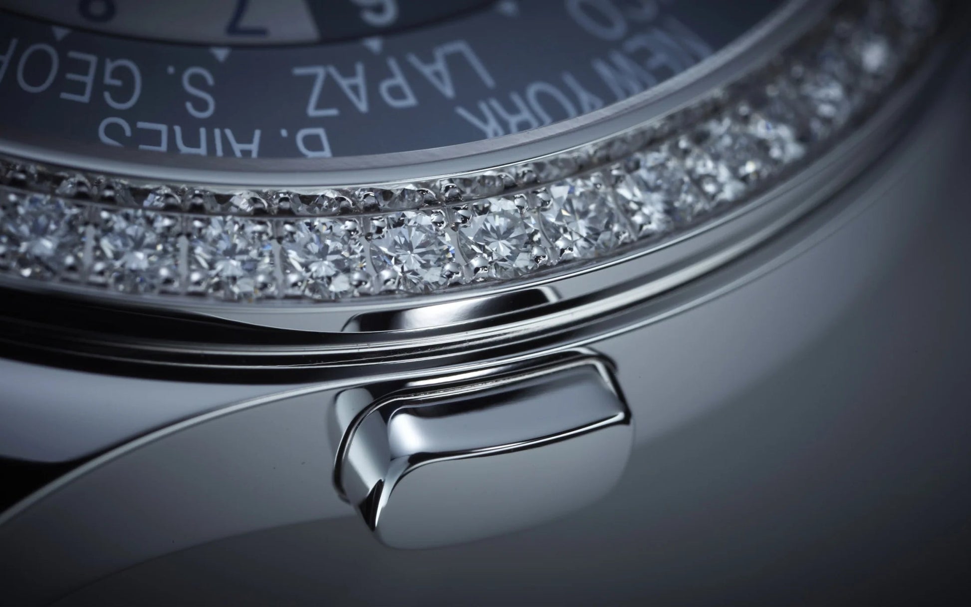 Women’S Complication World-Time, 18K White Gold Set with 89 Diamonds (~1.03 Ct.), 36Mm, Ref# 7130G-016