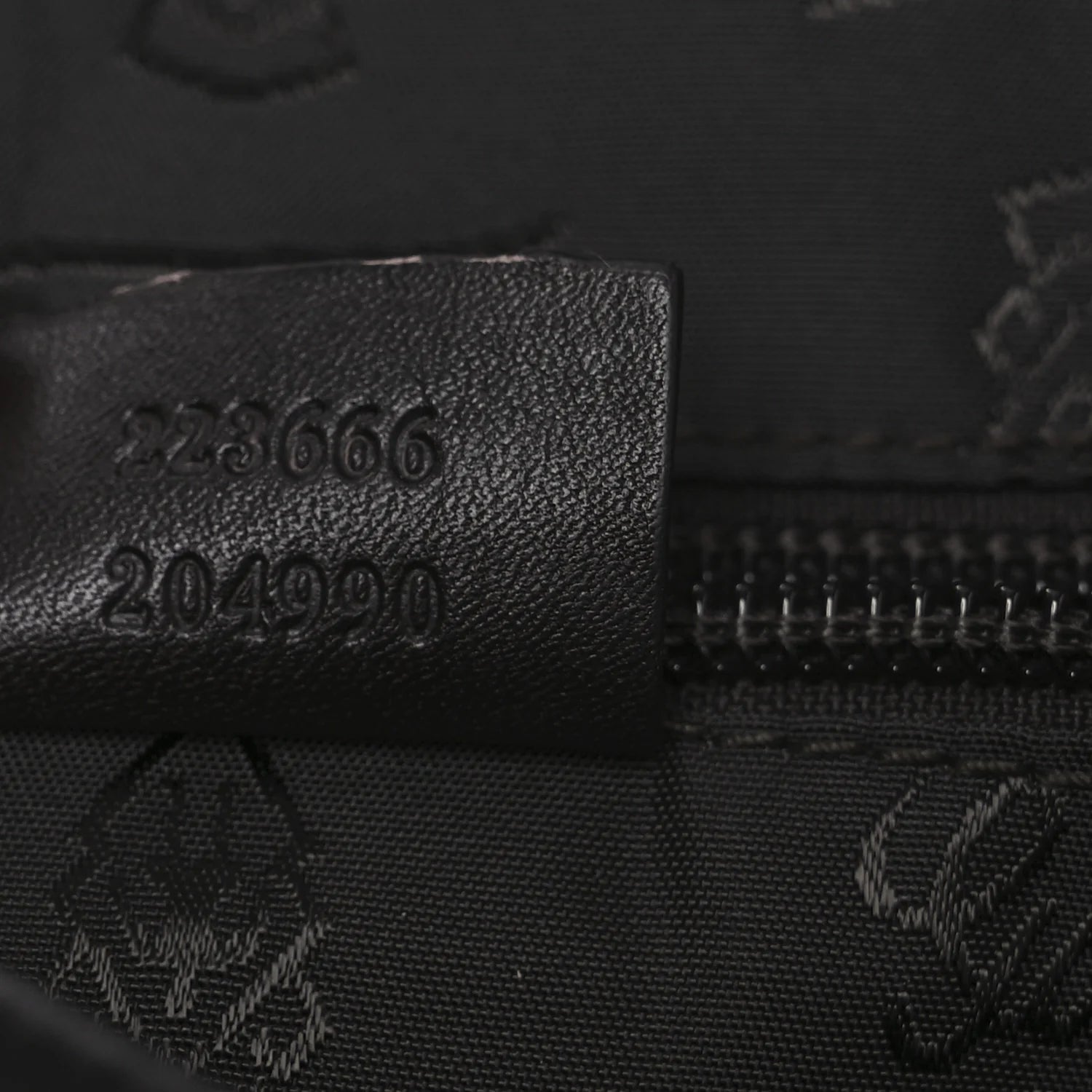 ssima Small Flap Messenger Bag Black