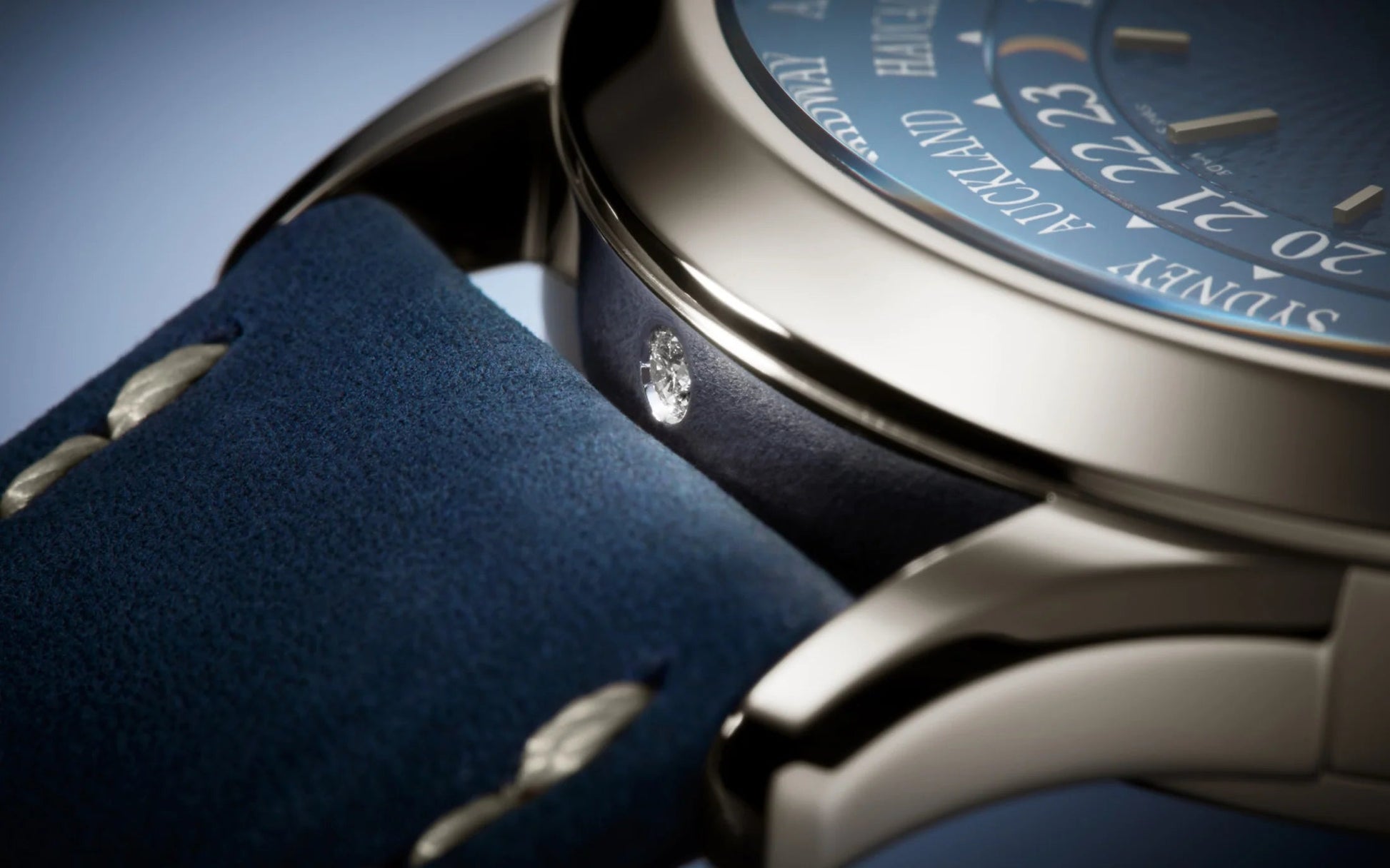 Complication World Time Cosmopolitan, Platinum, 38,5Mm, Ref# 5230P-001