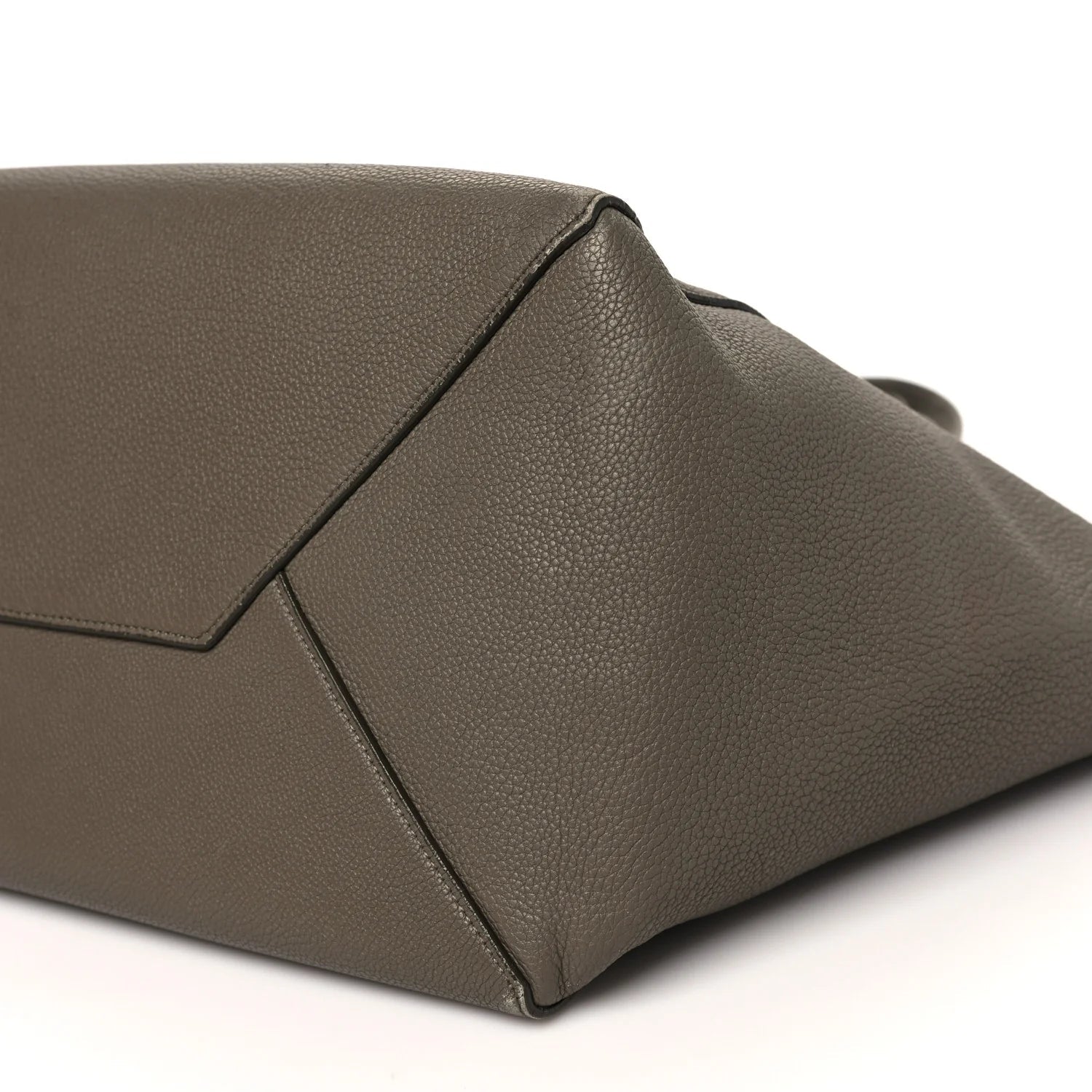 Soft Grained Calfskin Small Belt Cabas Phantom Taupe