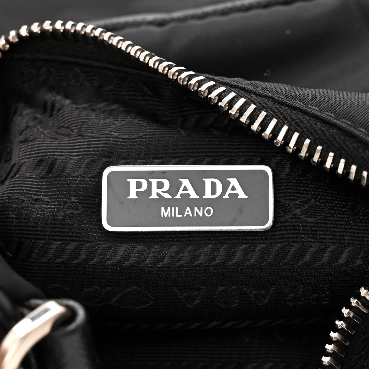 Re-Nylon Saffiano Re-Edition 2005 Shoulder Bag Black