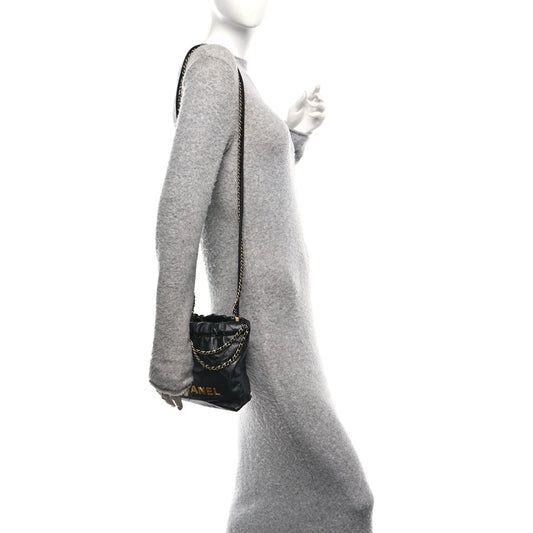 Shiny Calfskin Quilted Mini  22 Black