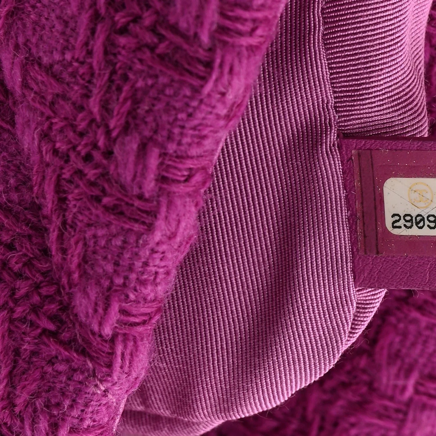 Tweed Quilted Medium  19 Flap Magenta