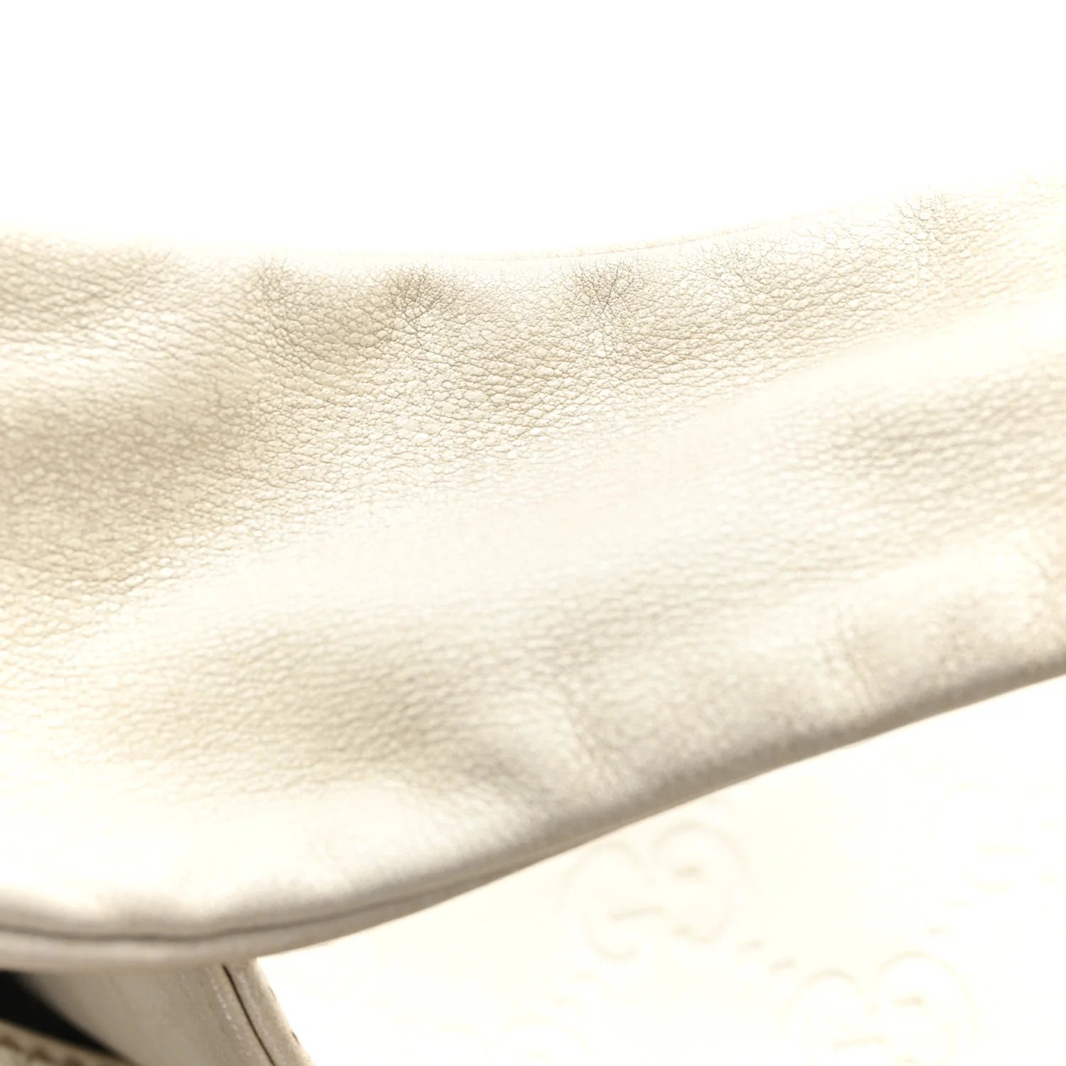 ssima Medium Hysteria Tote Ivory