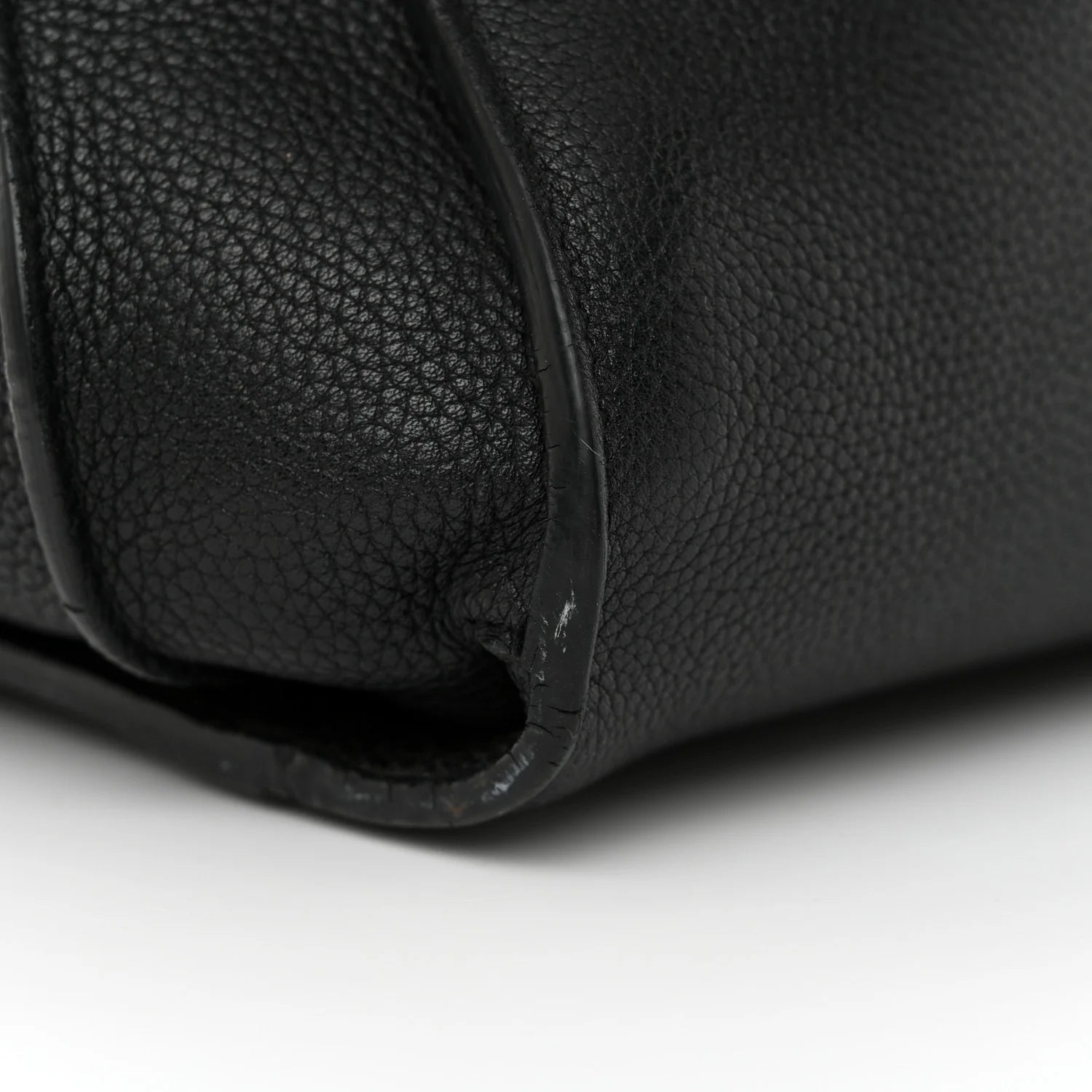 Grained Calfskin Medium Souple Sac De Jour Black