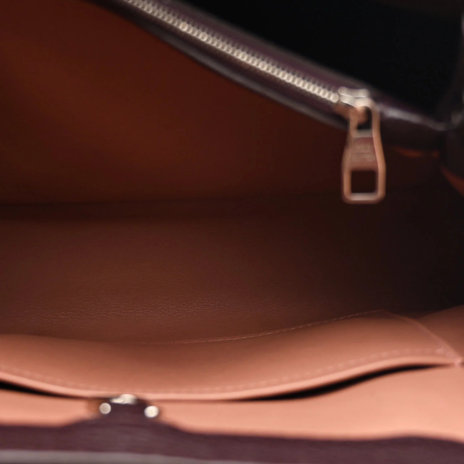 Taurillon Capucines MM Quetsche