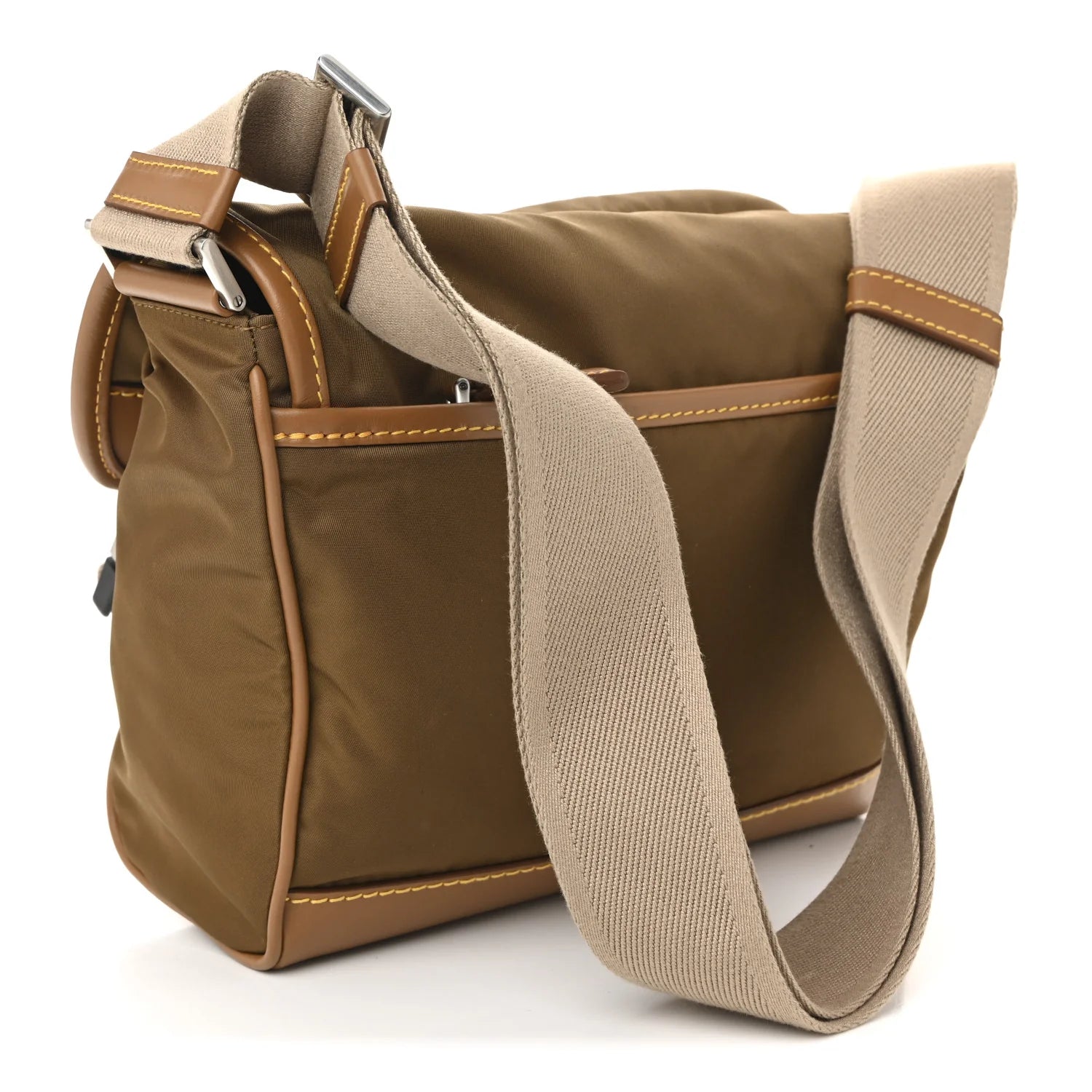 Re-Nylon Nappa Triangle Medium Shoulder Bag Cocoa