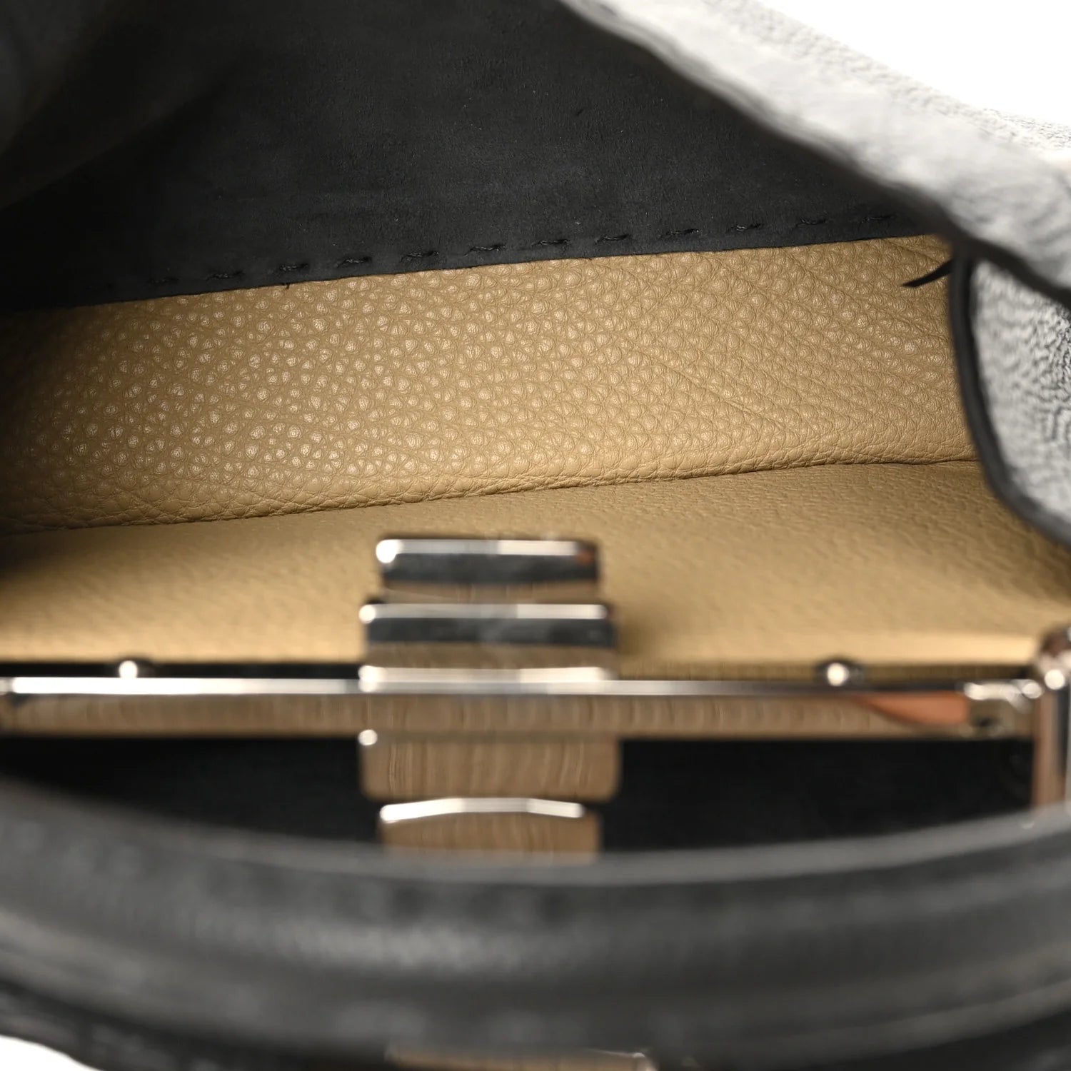 Cuoio Romano Selleria Chamois Small Peekaboo I SEE U Satchel Asfalto Camelia