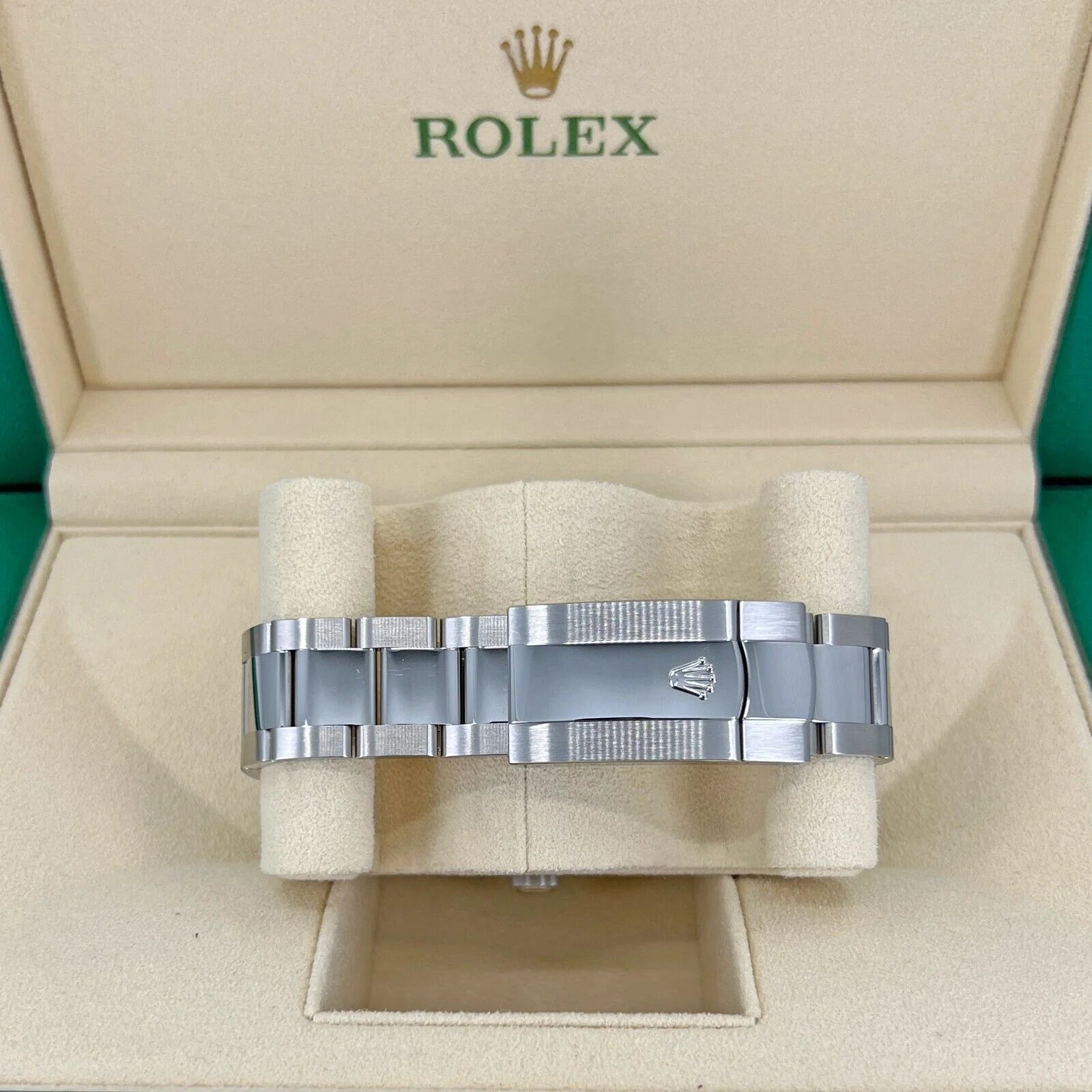 Sky-Dweller 42Mm, Oystersteel and 18K White Gold, White Dial, Oyster, Ref# 326934-0001