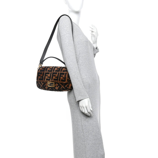 Shearling Vitello Dolce Macro FF 1974 Baguette Tobacco Black