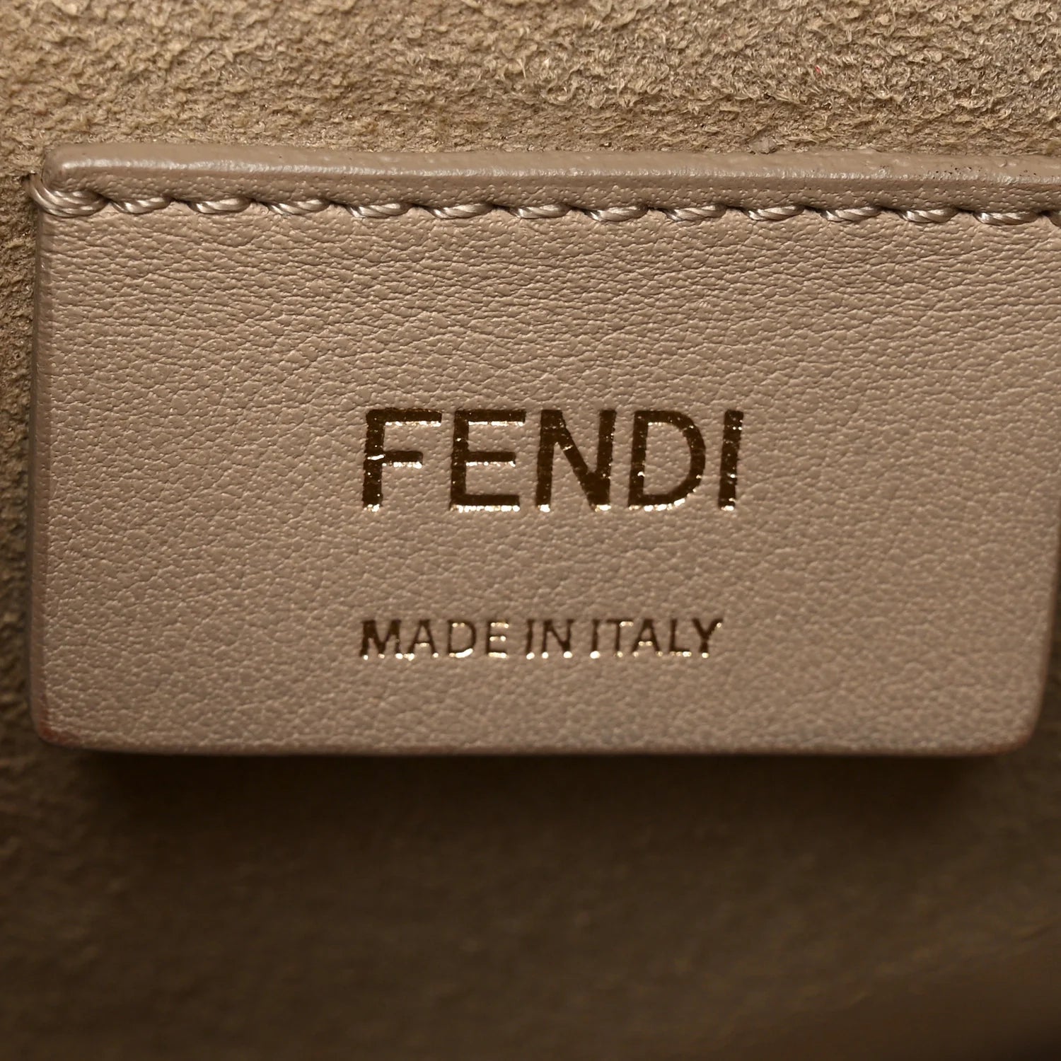 Vitello Liberty Bi-Color FF 1974 Embossed Chain Strap Kan U Shoulder Bag Black Maya