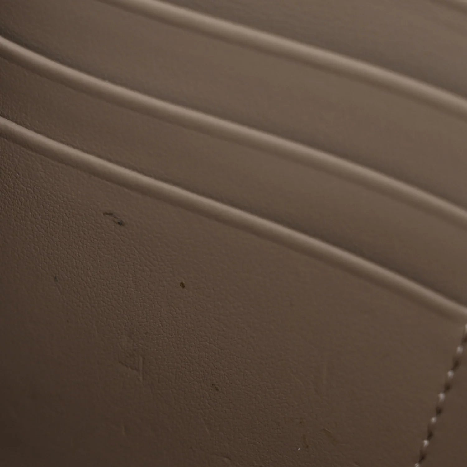 Vitello King Cruise FF Diamonds Continental Envelope Wallet on Chain Truffle Dove