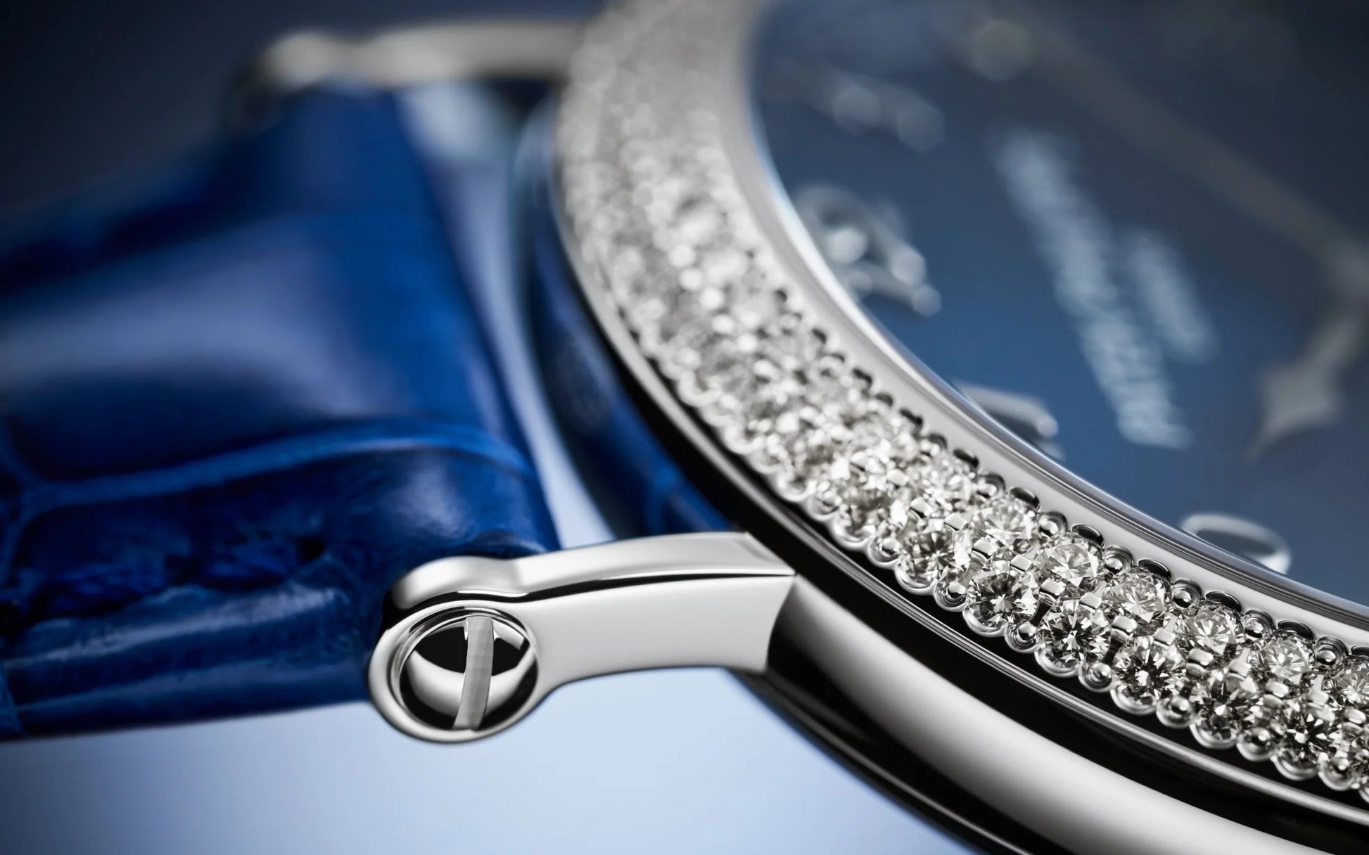 Complication Moon Phases, 18K White Gold with 132 (~1.09 Cts.) Brilliant-Cut Diamonds, 33Mm, Ref# 7121/200G-001