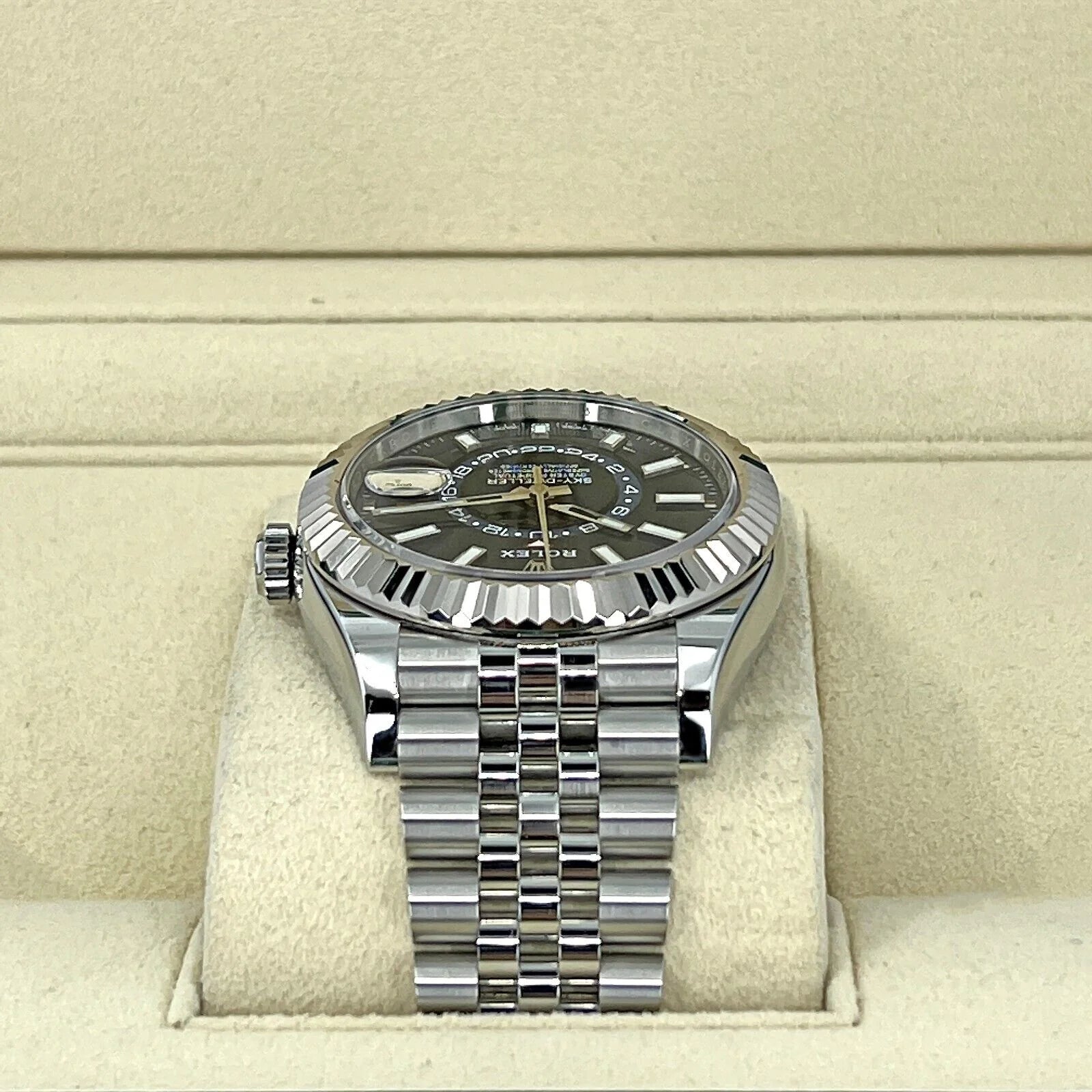 Sky-Dweller Stainless Steel and 18K White Gold Blue 42Mm Jubilee, Ref# 326934-0004