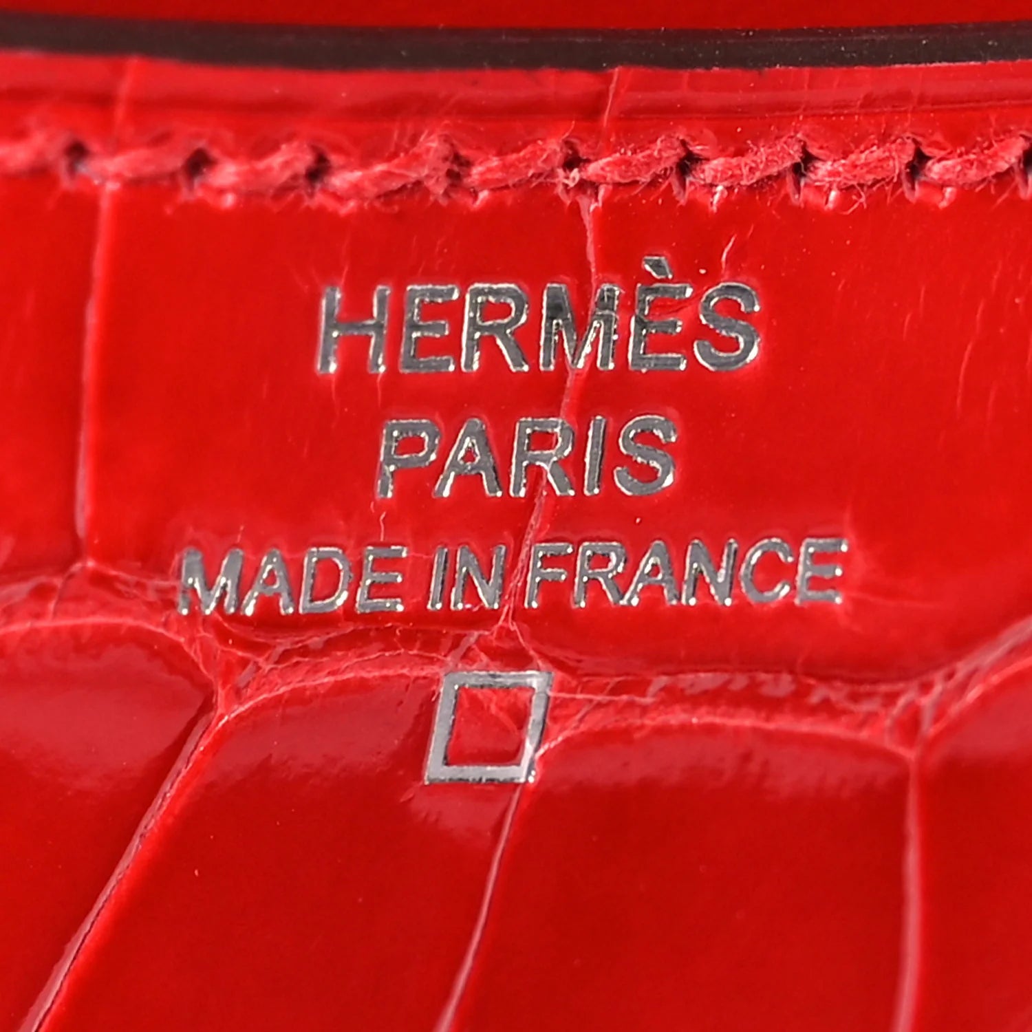 Shiny Alligator Constance 18 Rouge De Coeur