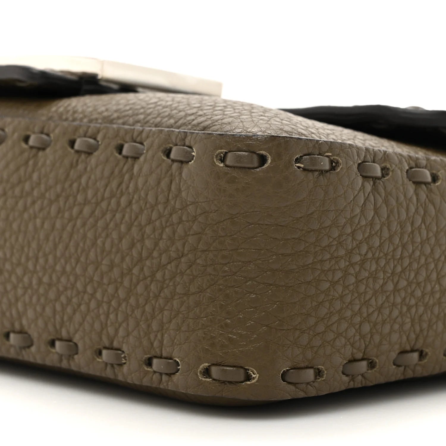 Cuoio Roma Sellerissima Nappa Sintetica Tape Stitch Mini Baguette Argento