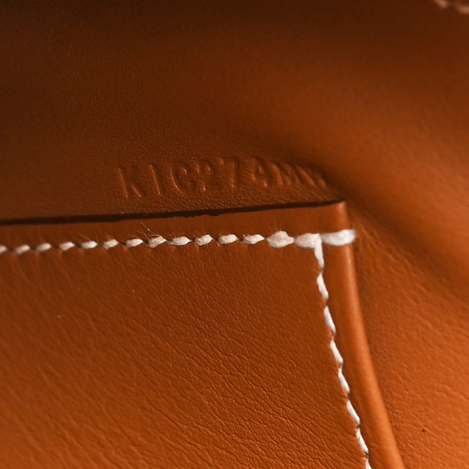 Swift Kelly Pochette Clutch Gold