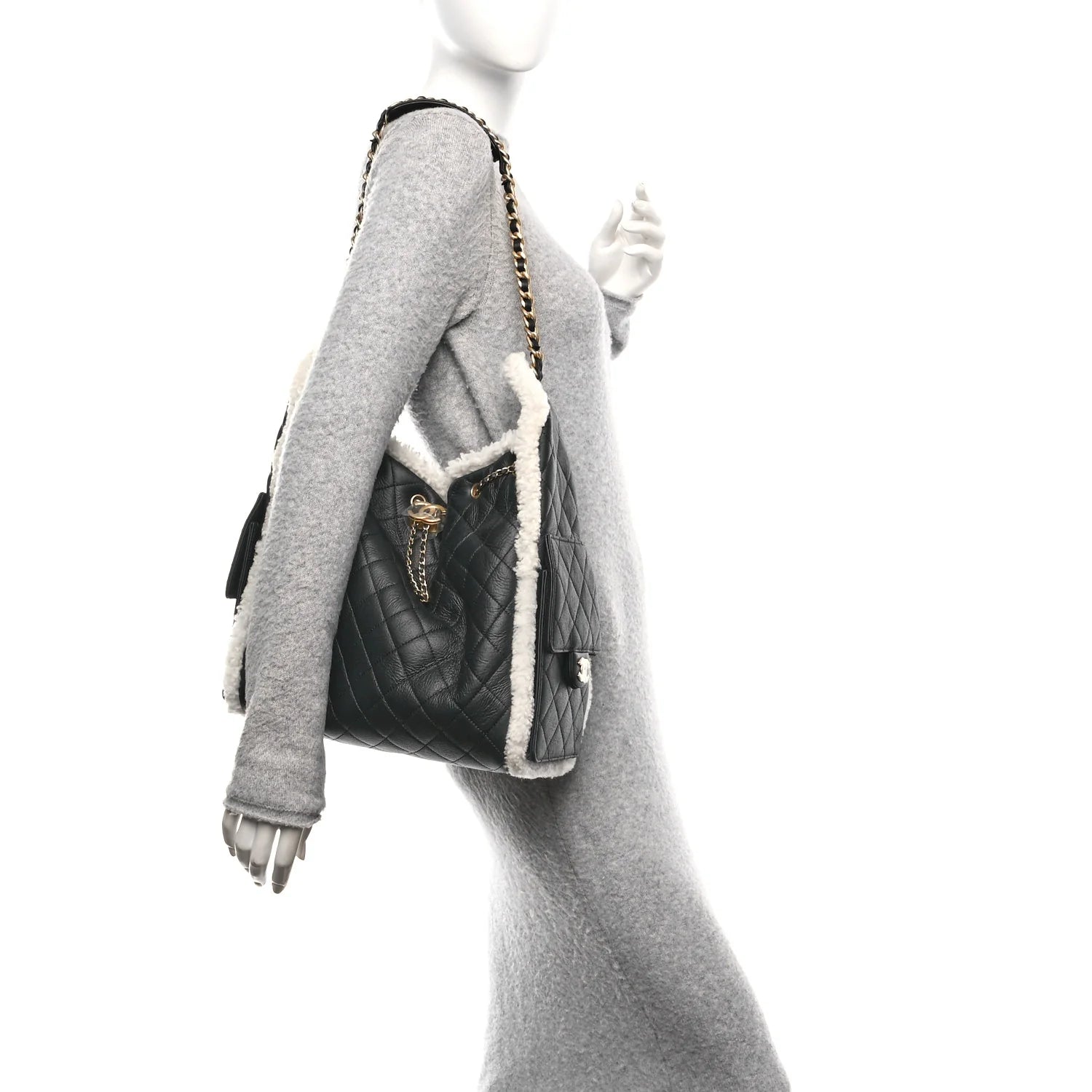 Crumpled Sheepskin Shearling Quilted Medium  25 Handbag Black White