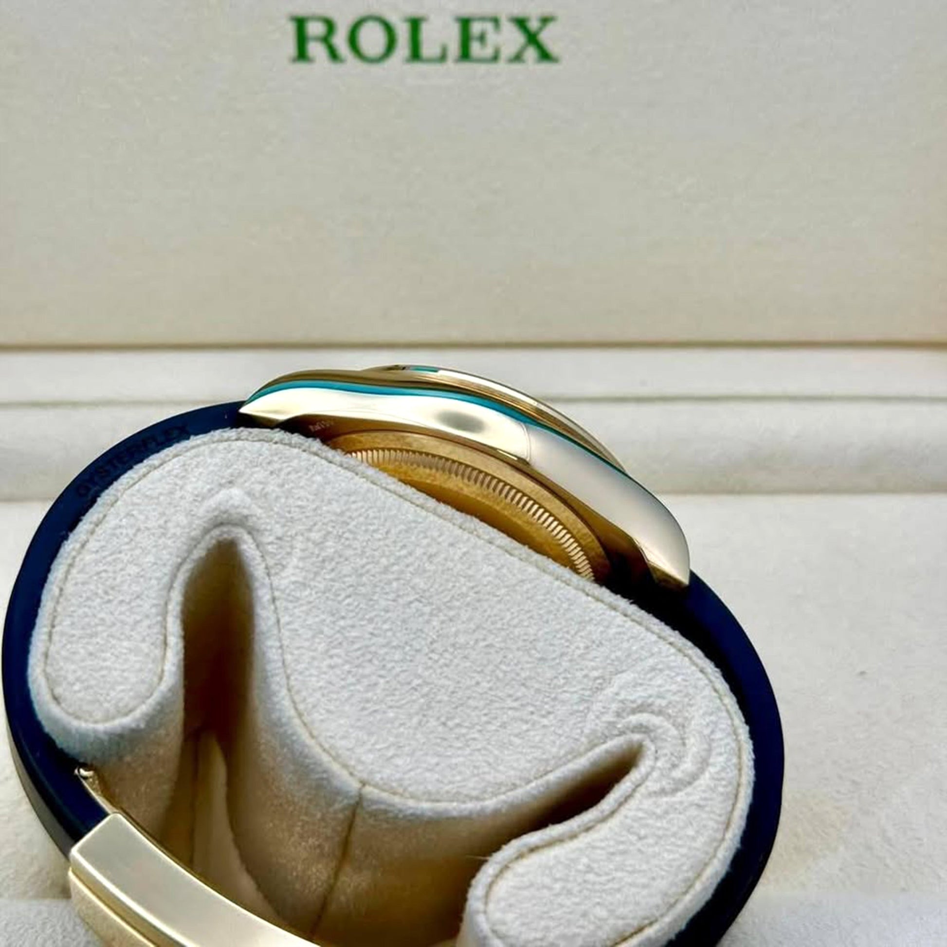 Cosmograph Daytona 40Mm, 18K Yellow Gold, Ref# 126518Ln-0010