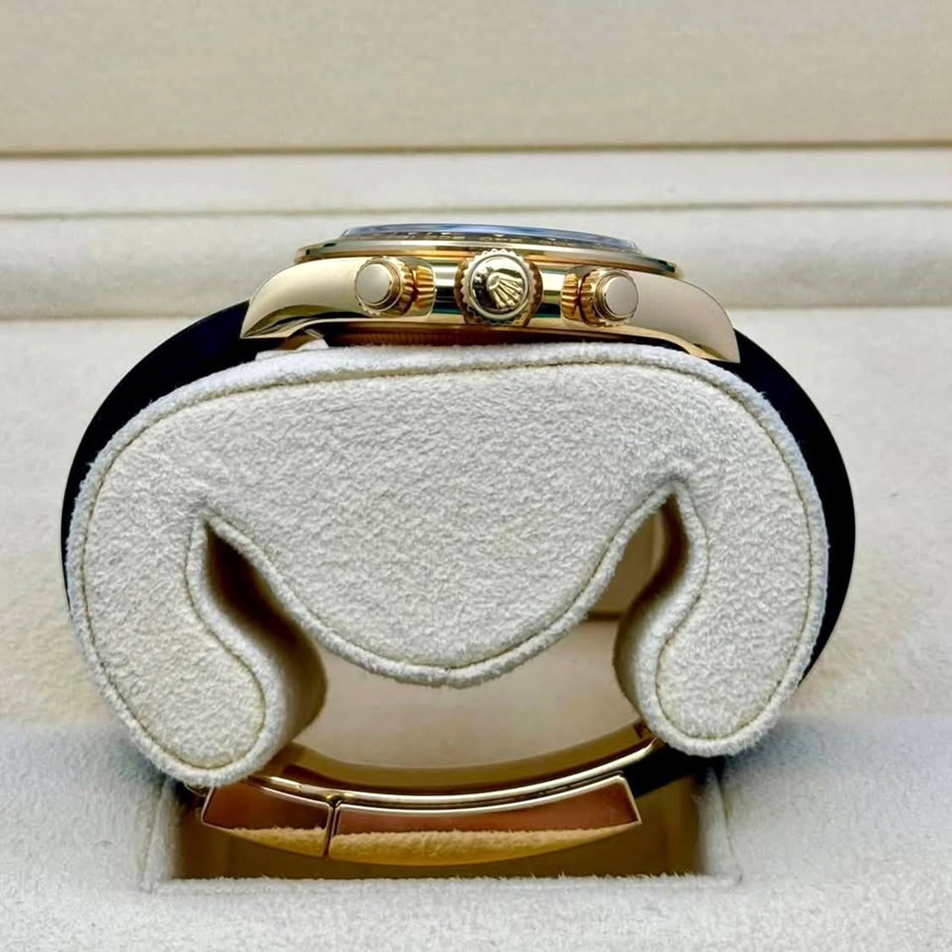 Cosmograph Daytona 40Mm, 18K Yellow Gold, Ref# 126518Ln-0010