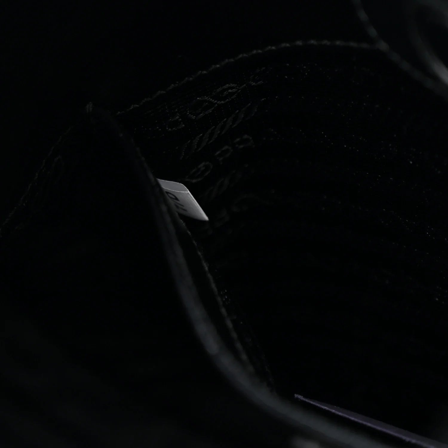 Saffiano Lux Adjustable Strap Shoulder Bag Black