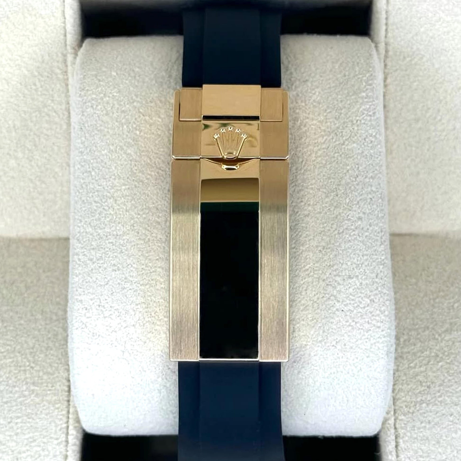 Cosmograph Daytona 40Mm, 18K Yellow Gold, Ref# 126518Ln-0010