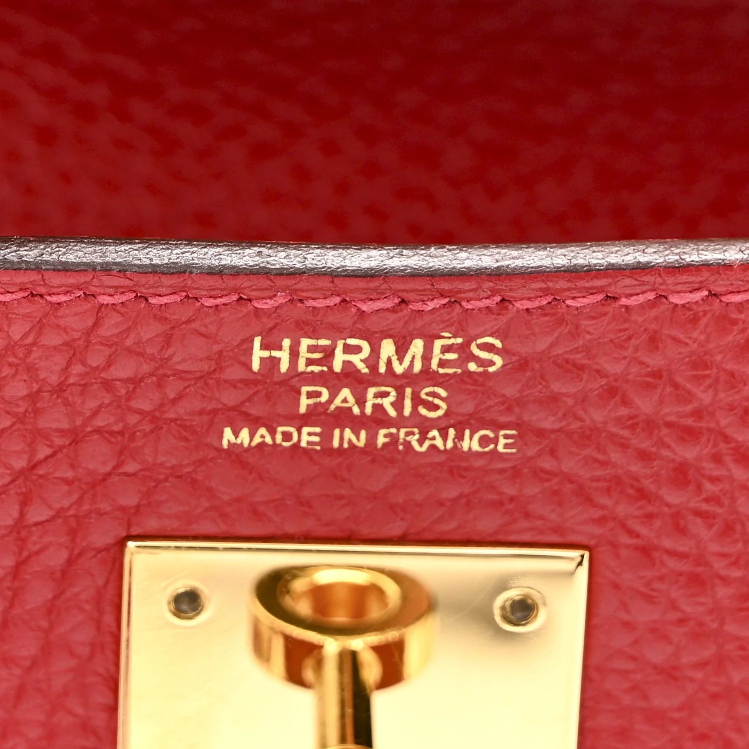 Taurillon Clemence Kelly Retourne 32 Rouge Casaque